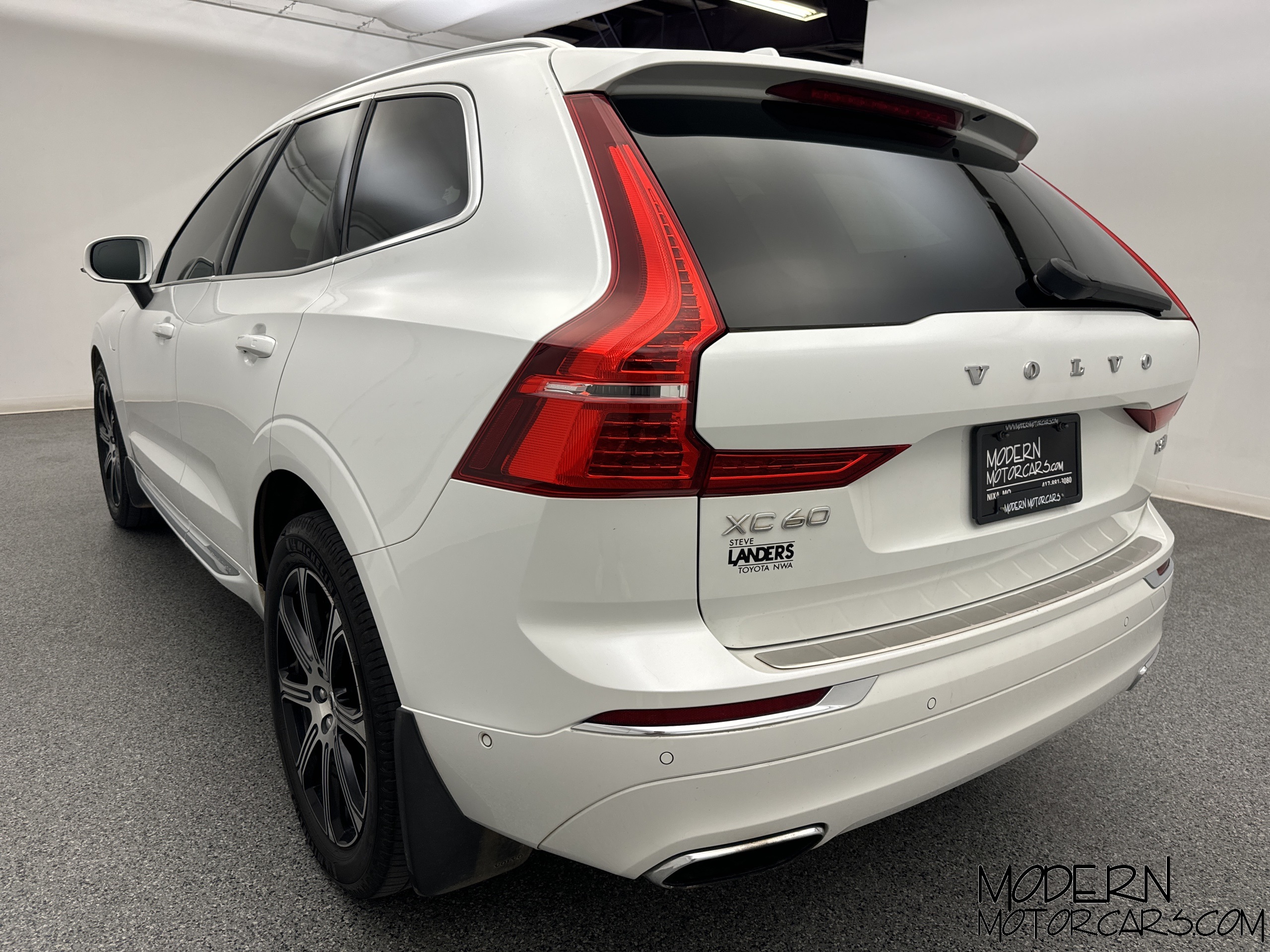 2018 Volvo XC60 Hybrid T8 Inscription 3