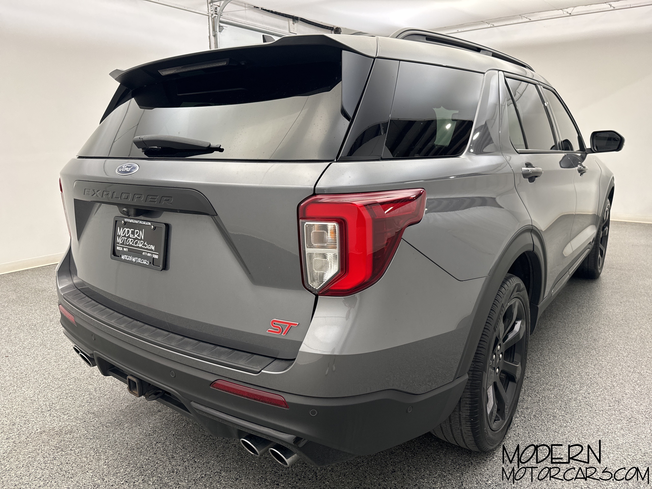 2022 Ford Explorer ST 5