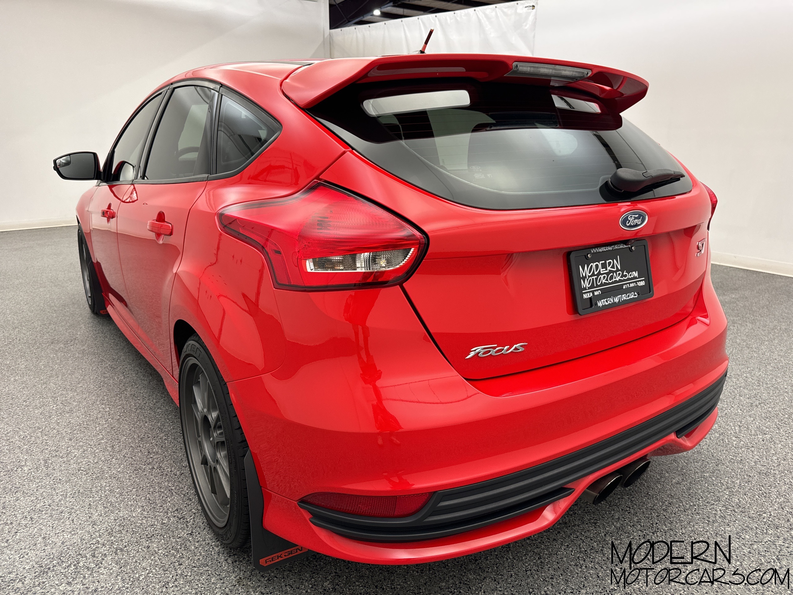 2017 Ford Focus ST 3