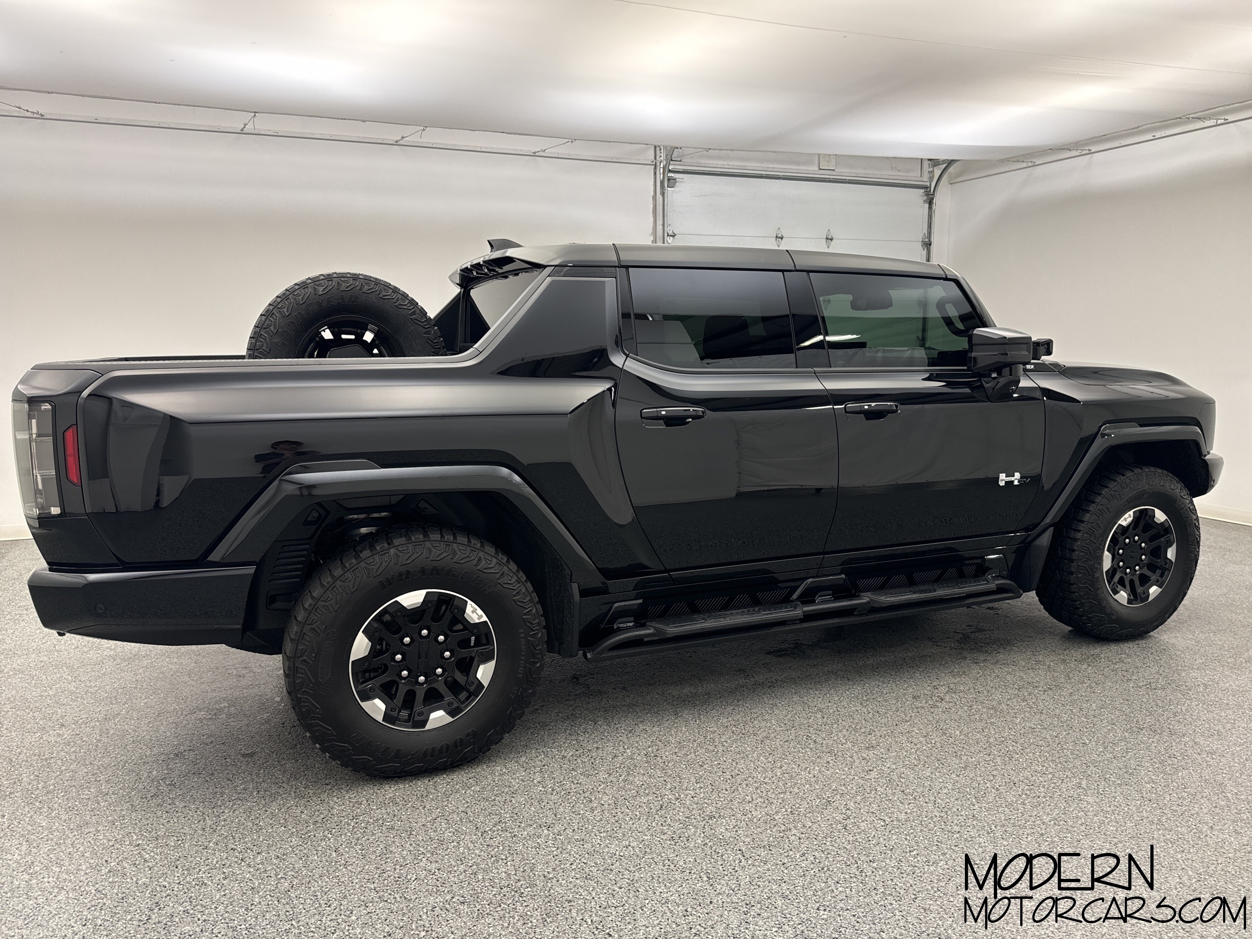 2024 GMC Hummer EV Pickup 3X 6