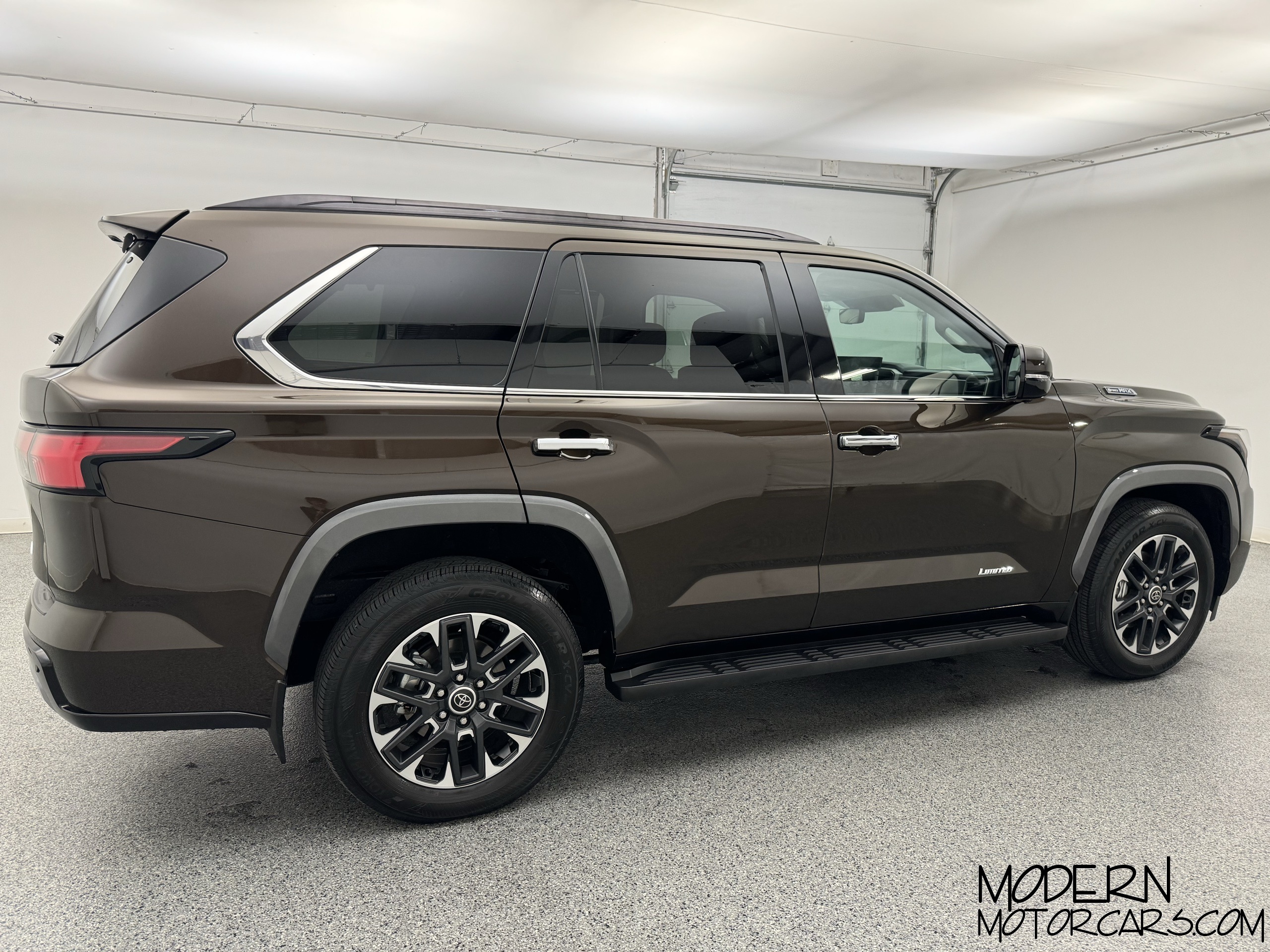 2023 Toyota Sequoia Limited 6