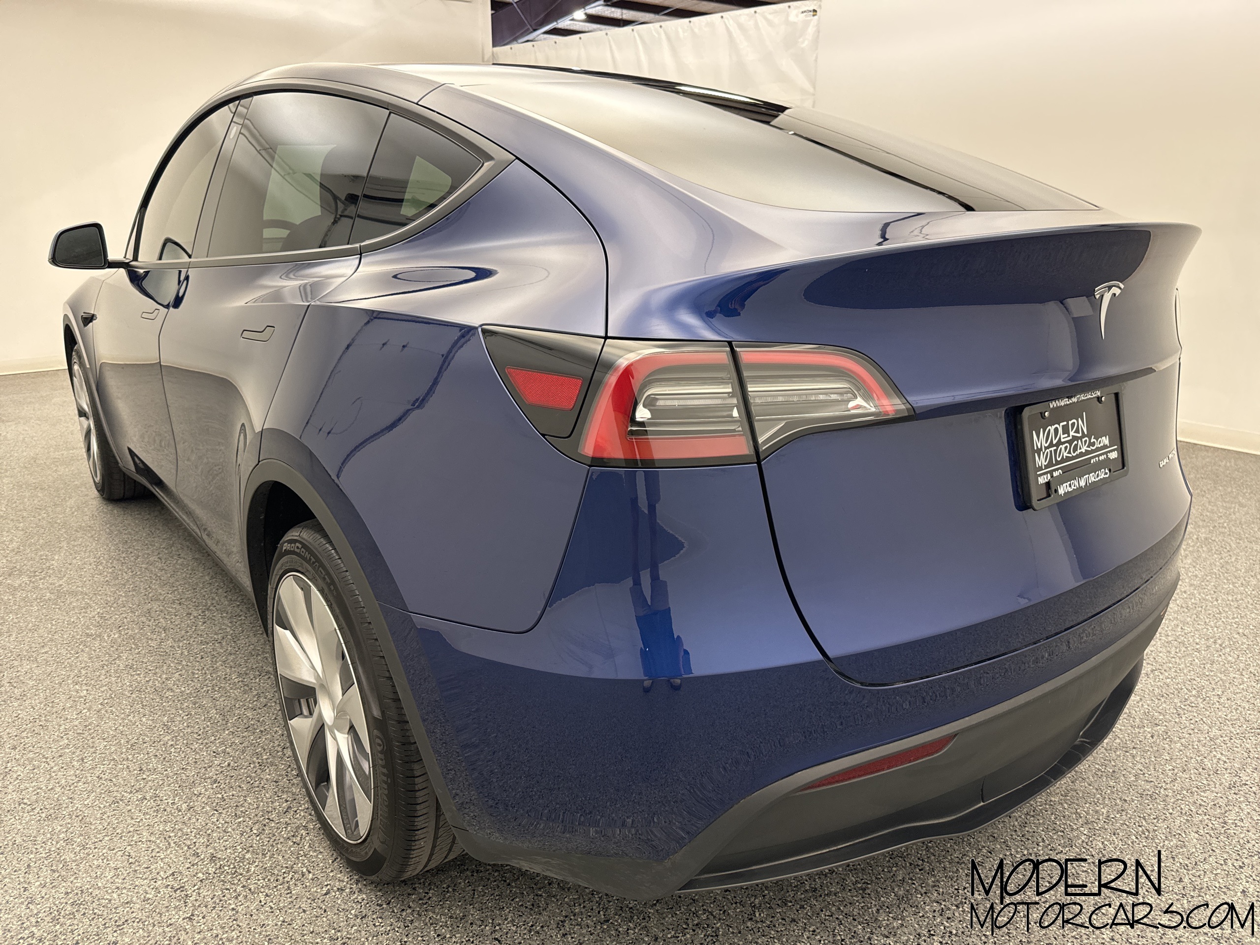 2023 Tesla Model Y Long Range 3