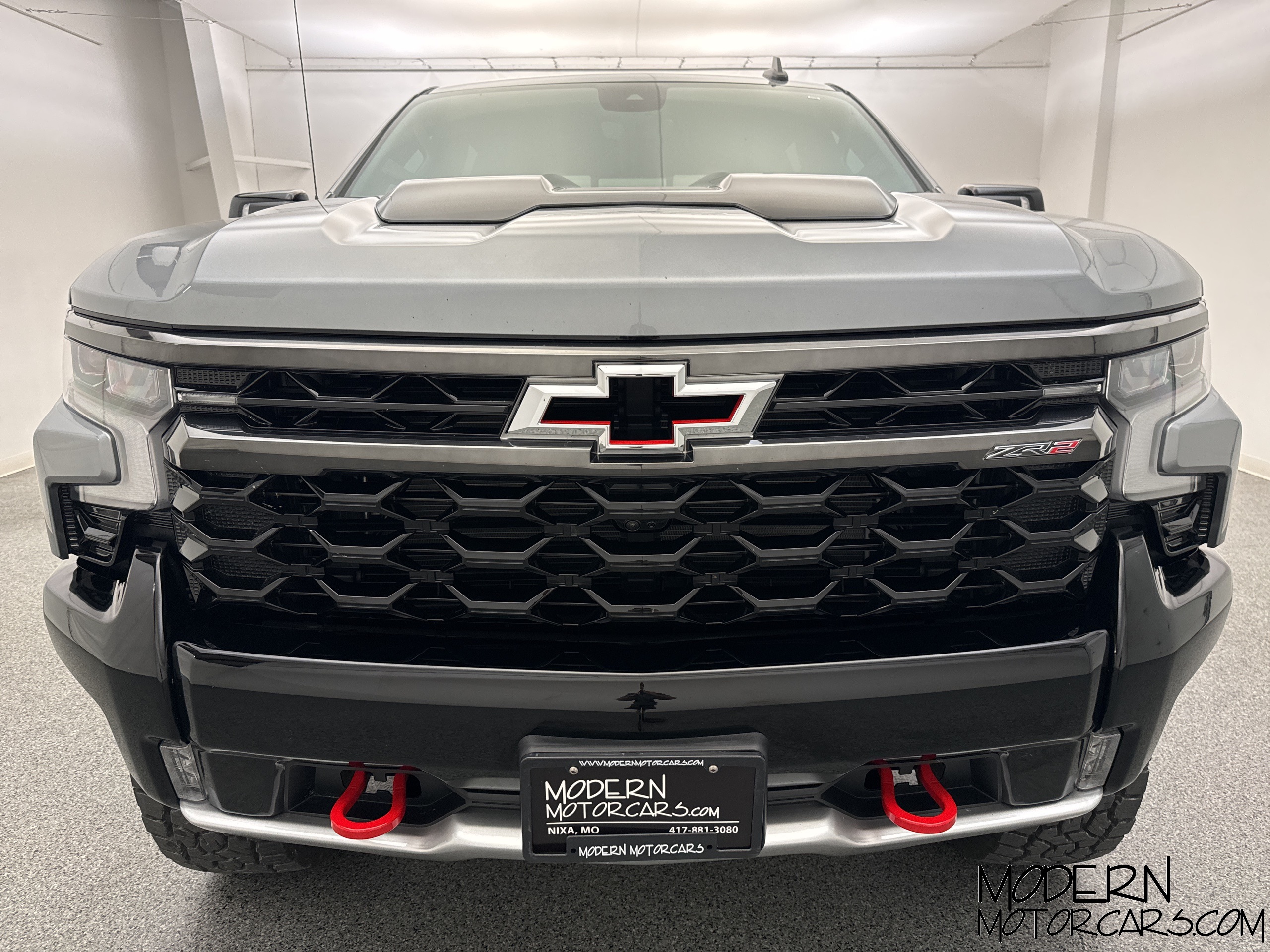 2024 Chevrolet Silverado 1500 ZR2 8