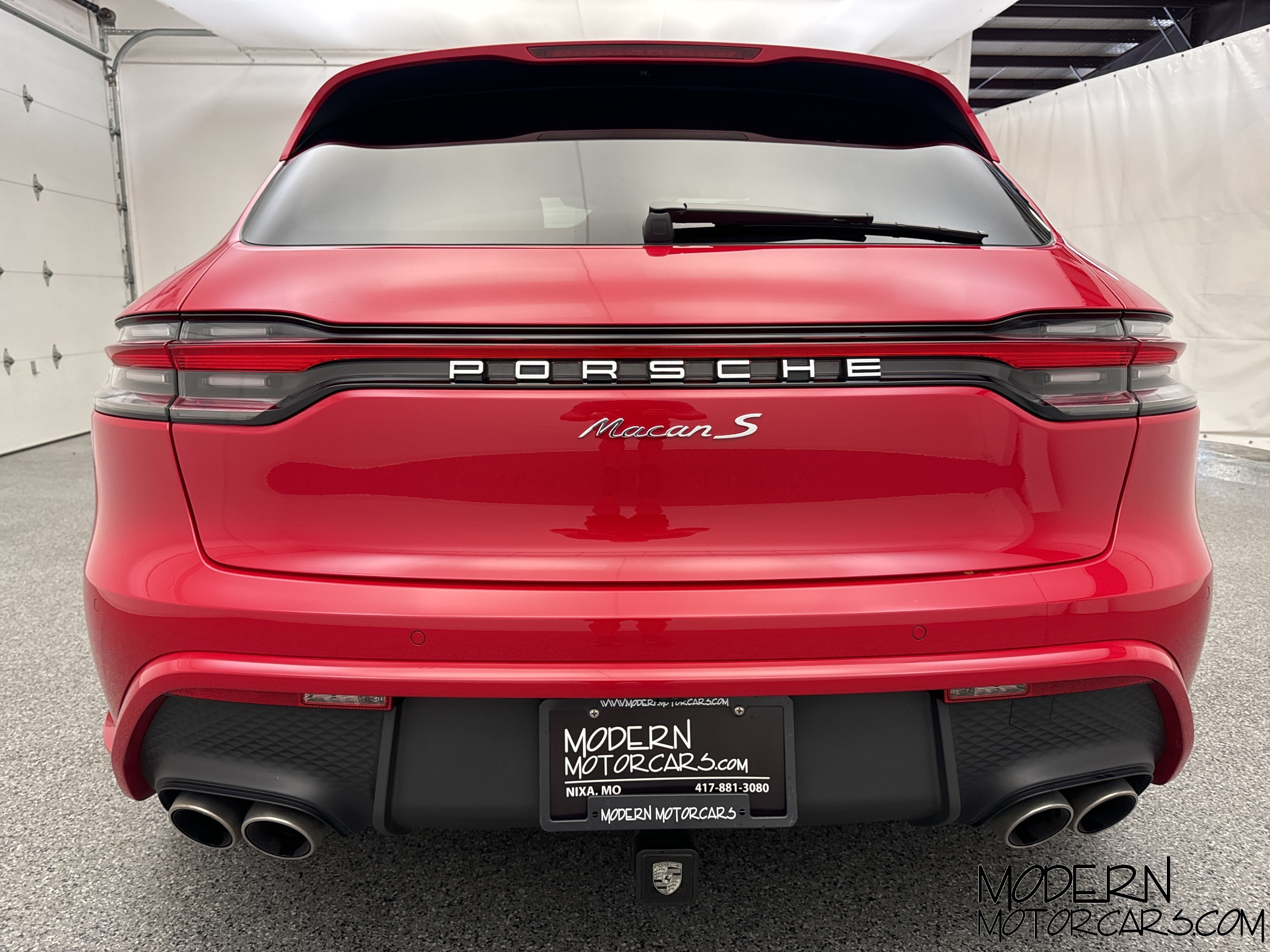 2022 Porsche Macan S 3