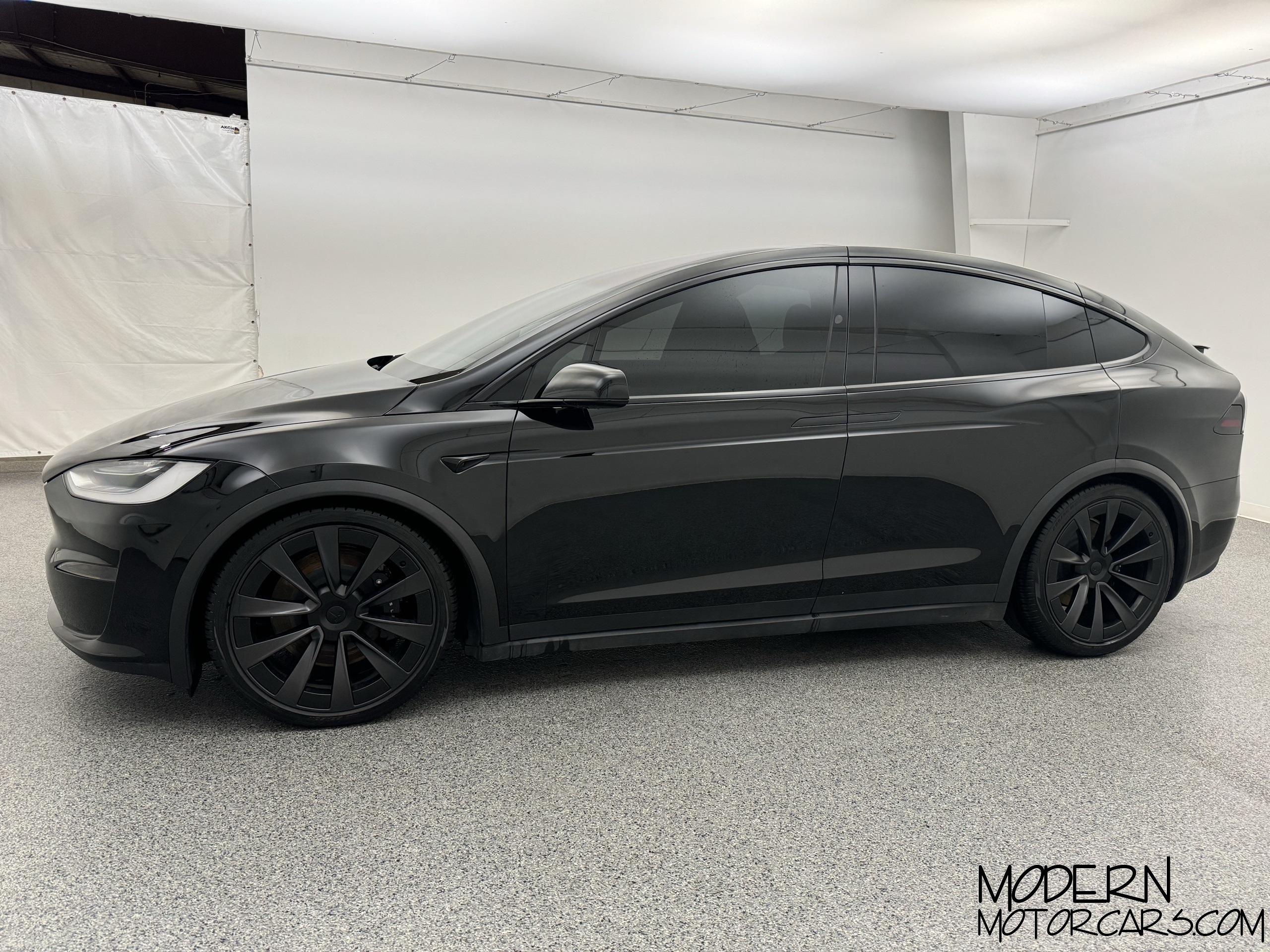 2023 Tesla Model X Base 2