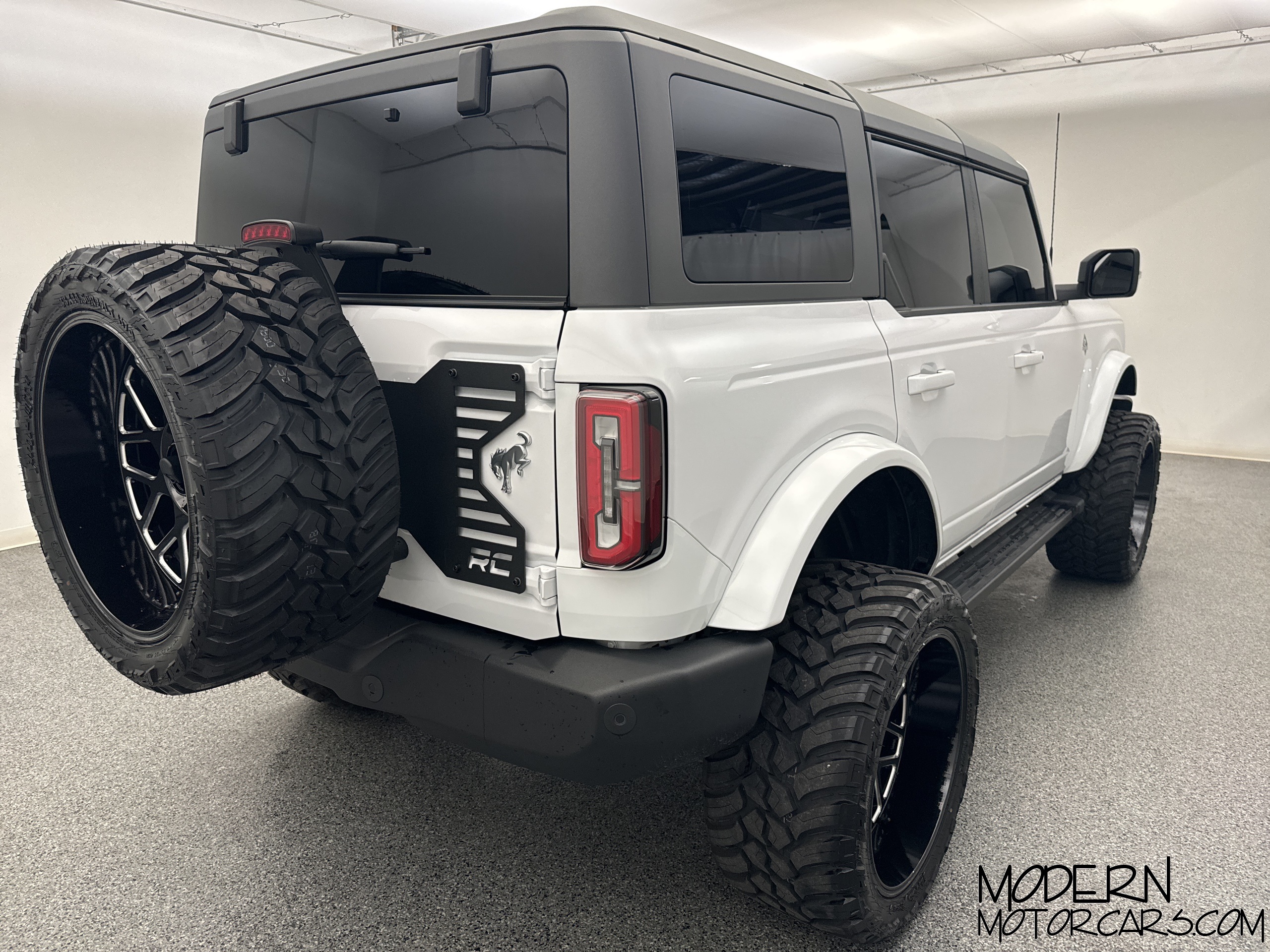 2023 Ford Bronco Outer Banks 5