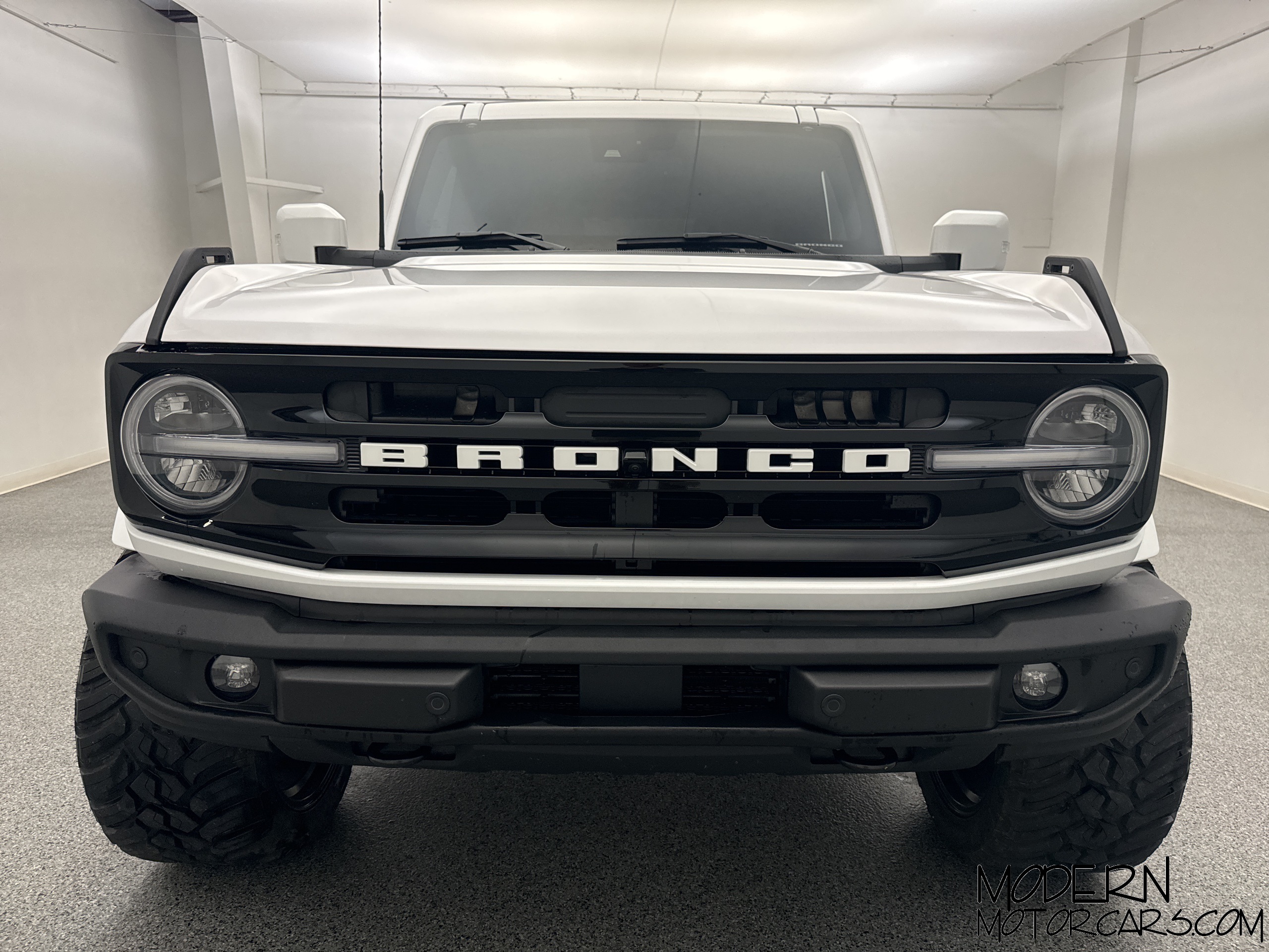 2023 Ford Bronco Outer Banks 8