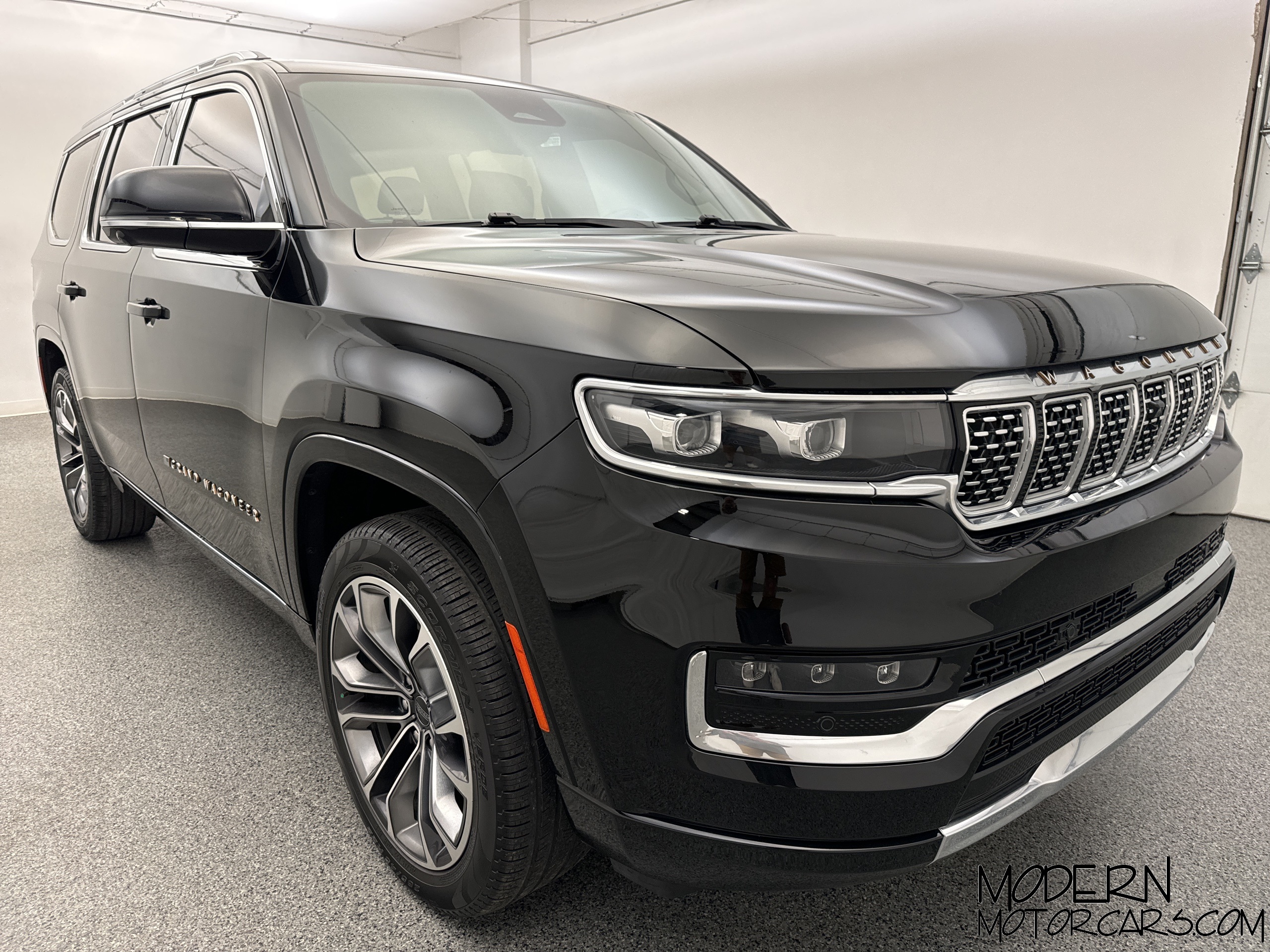 2023 Jeep Grand Wagoneer Series III 7