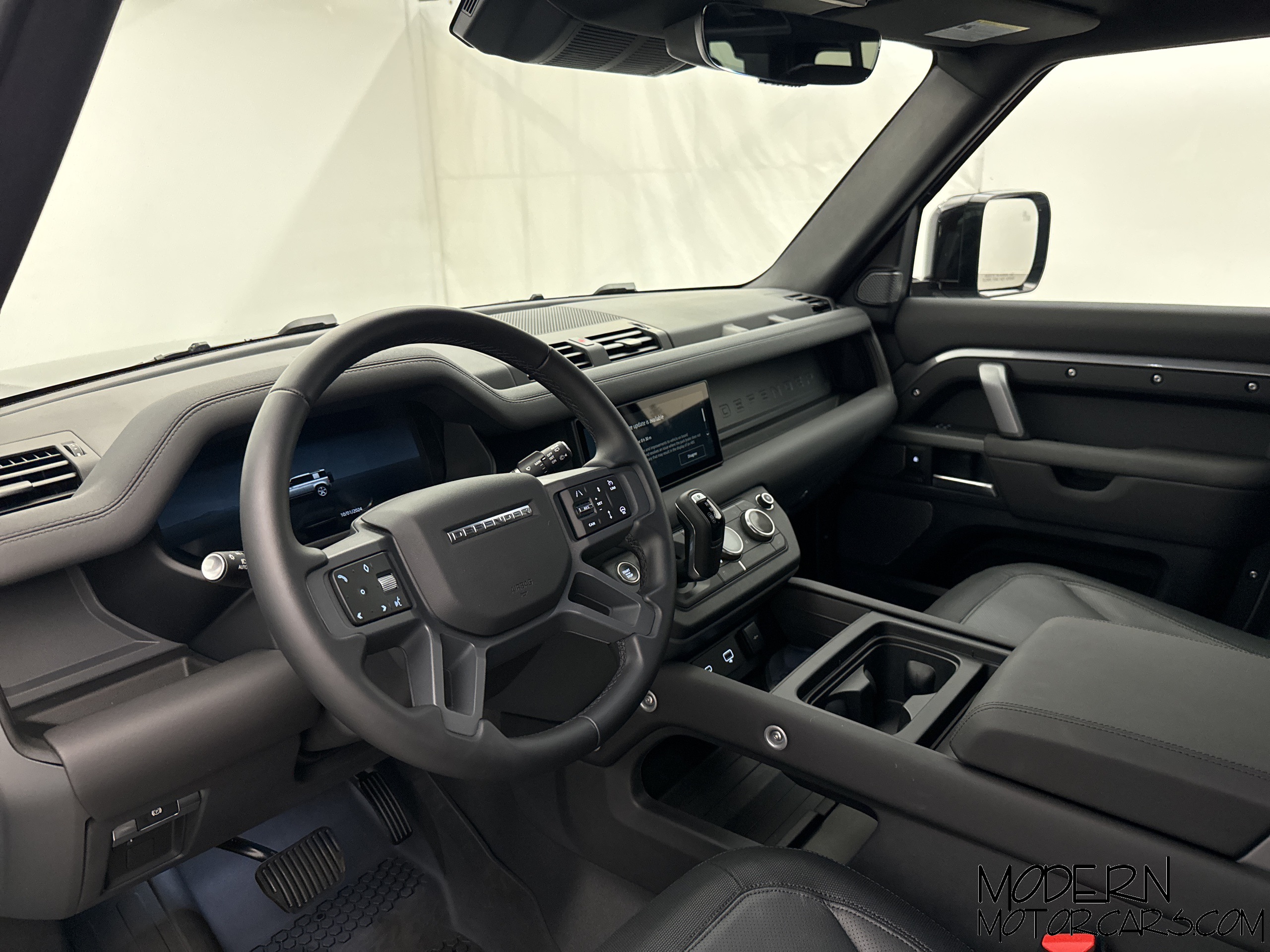 2024 Land Rover Defender 110 X-Dynamic SE 9