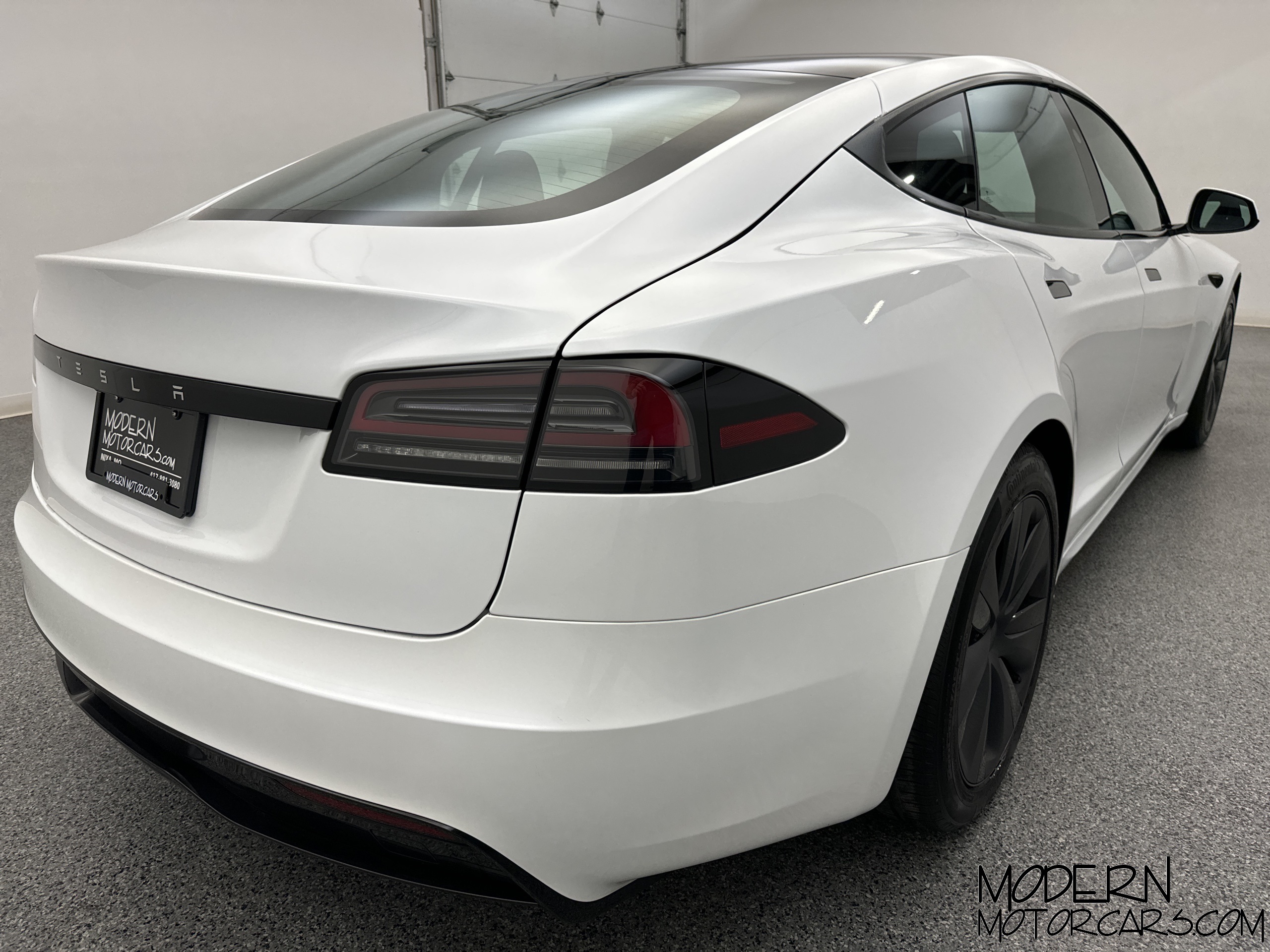 2023 Tesla Model S Base 5