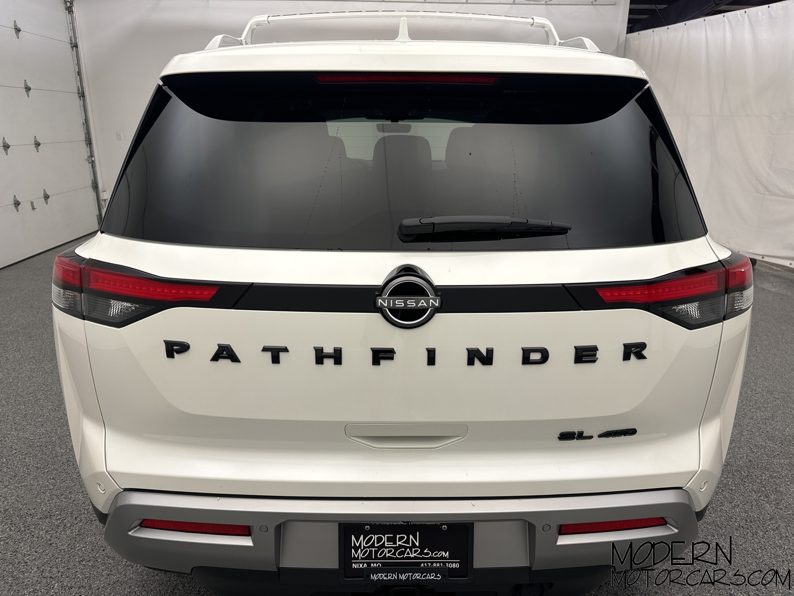 2024 Nissan Pathfinder SL 4