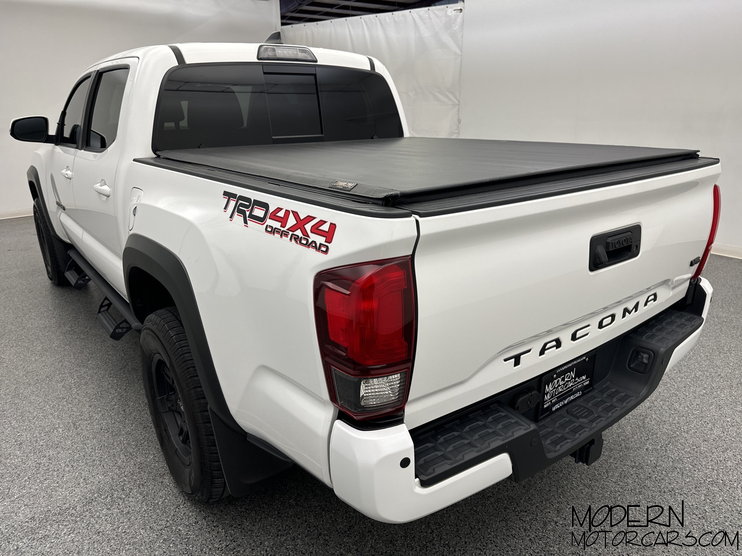 2019 Toyota Tacoma TRD Sport 3