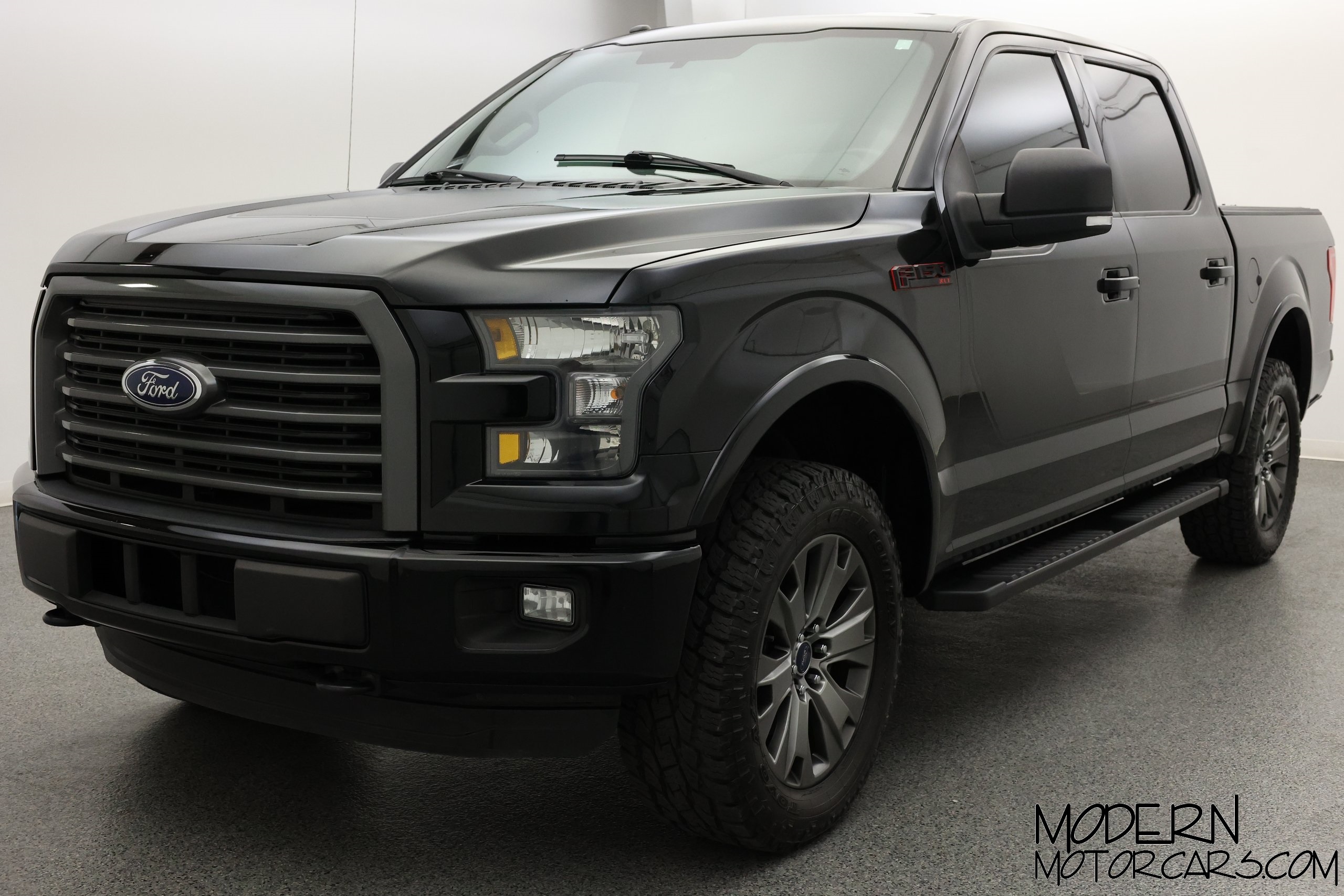 2016 Ford F-150 XLT 1