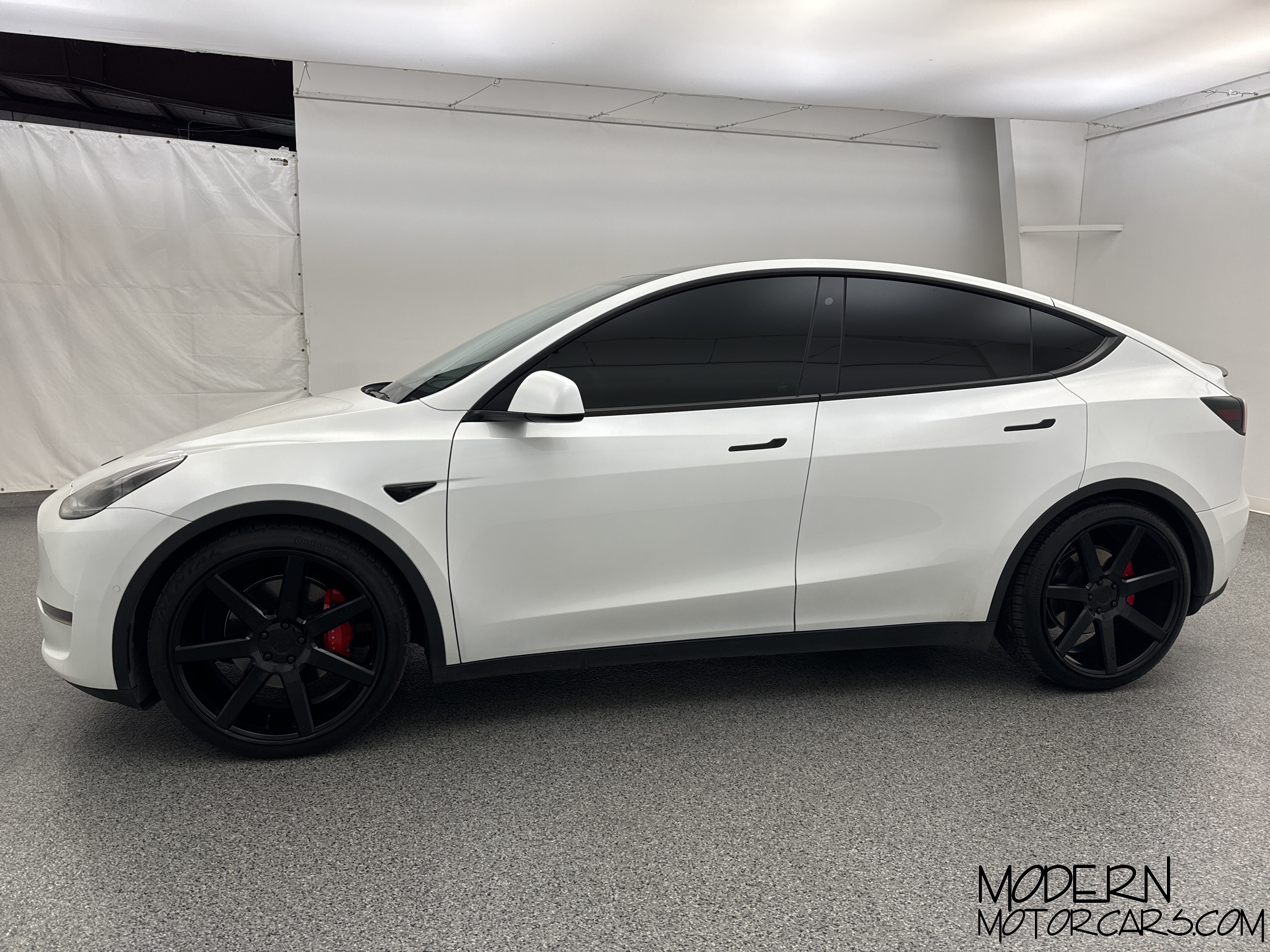 2020 Tesla Model Y Performance 2