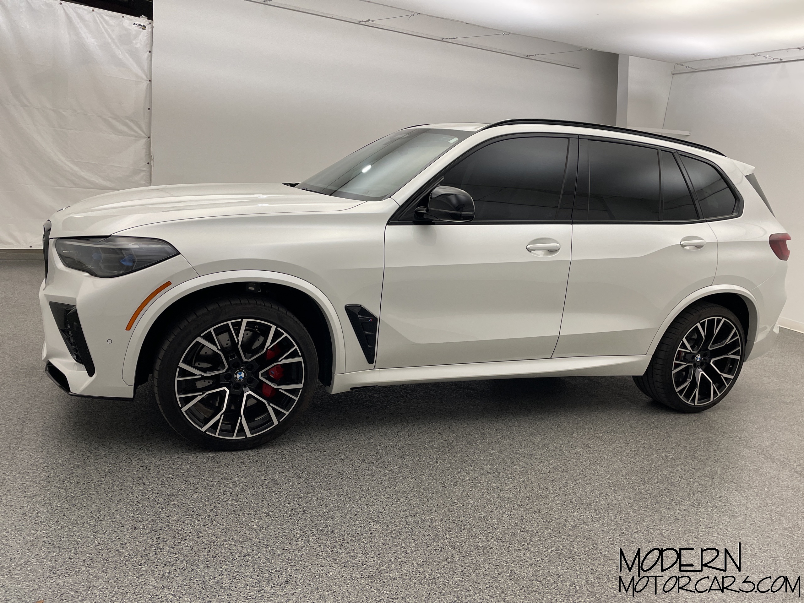 2023 BMW X5 M Competition 2