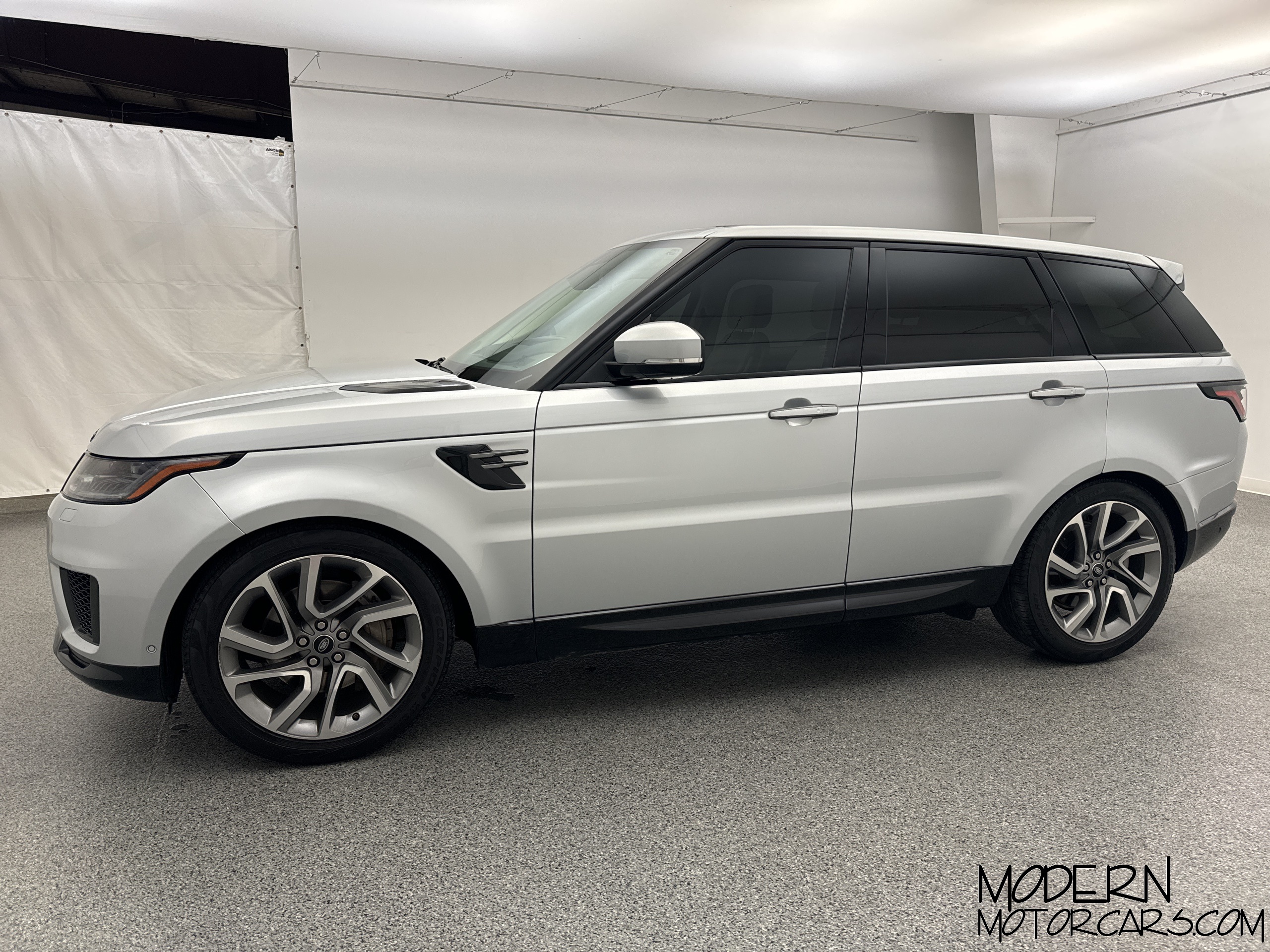 2021 Land Rover Range Rover Sport HSE Silver Edition 2