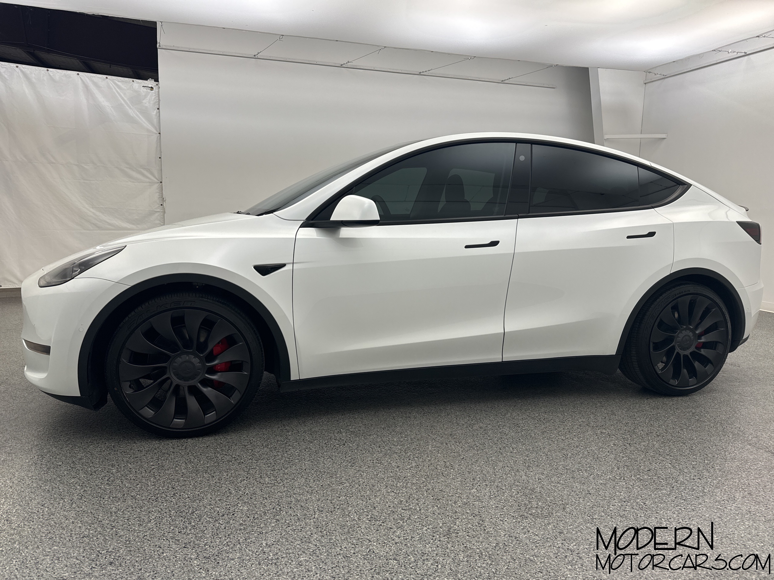 2023 Tesla Model Y Performance 2