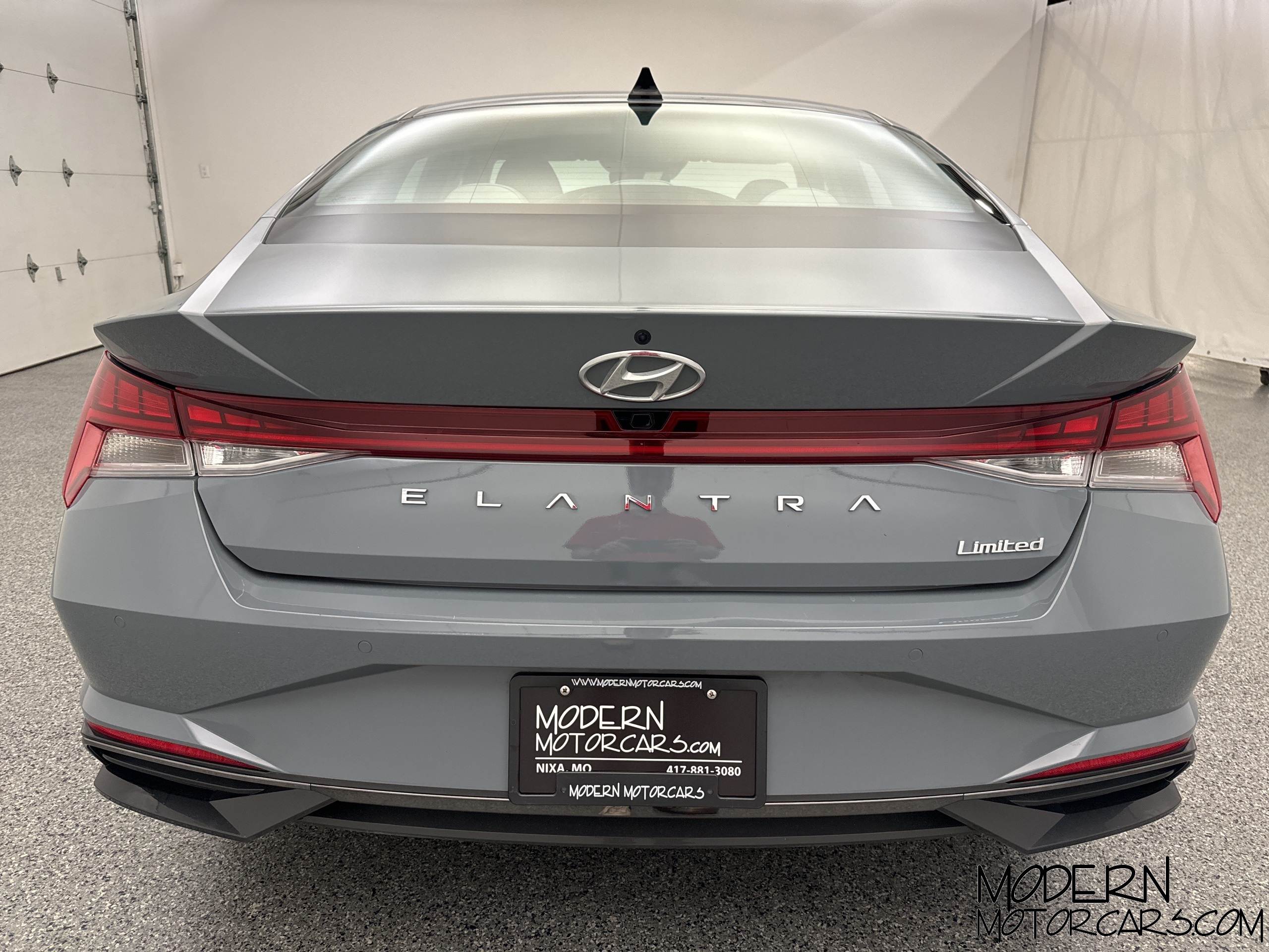 2023 Hyundai Elantra Limited 4