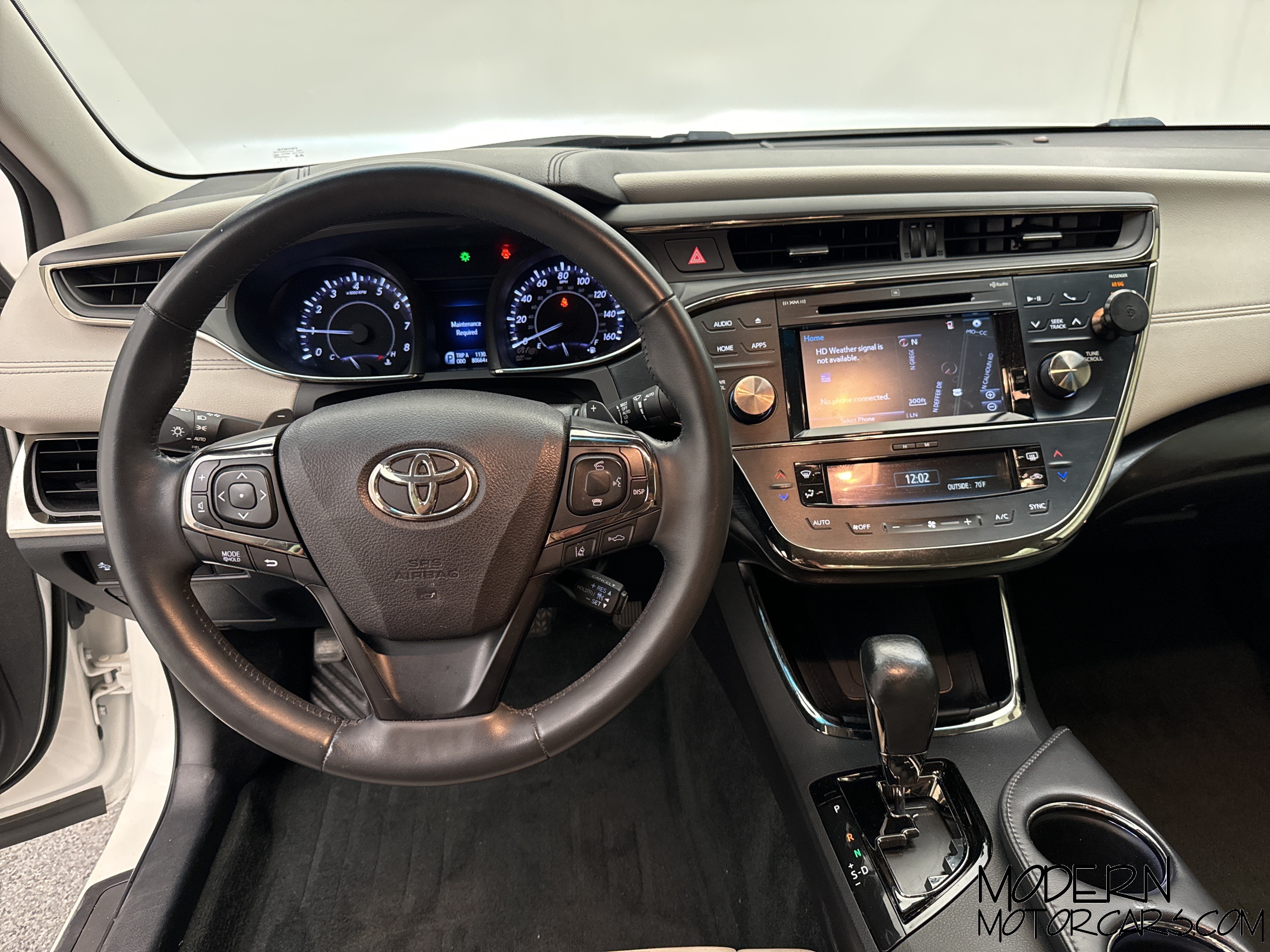 2016 Toyota Avalon Limited 15