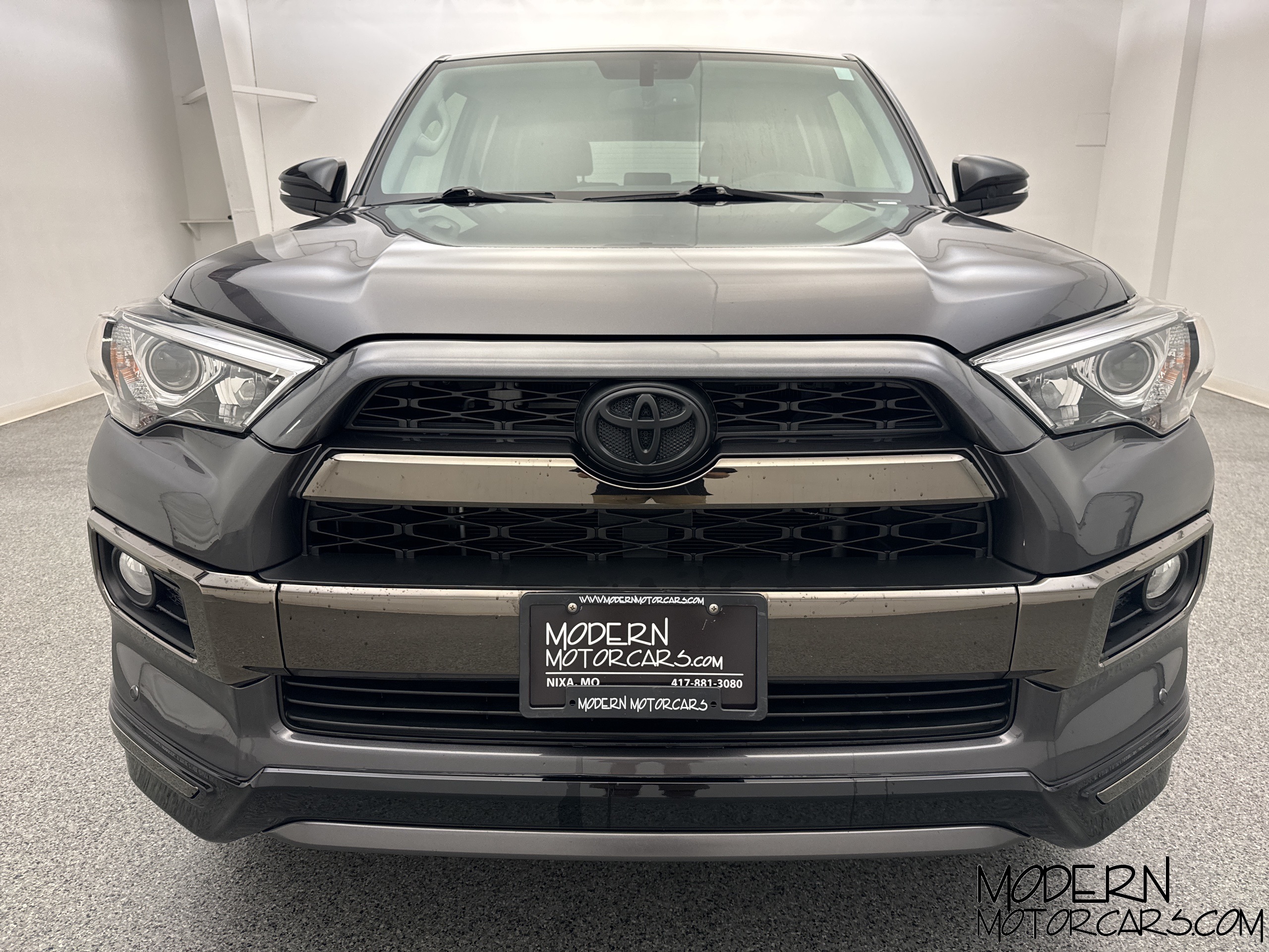 2019 Toyota 4Runner Limited Nightshade 8