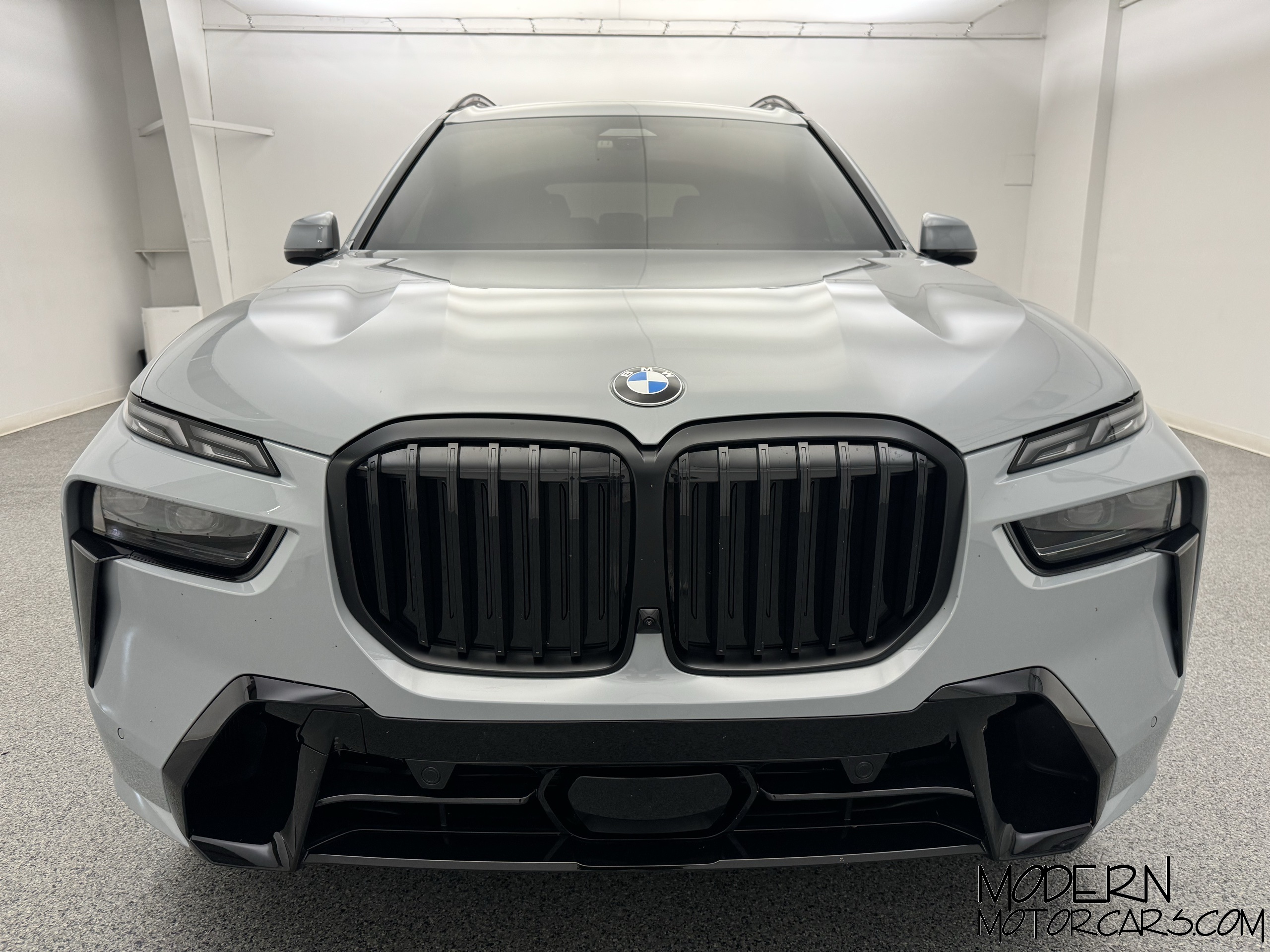 2024 BMW X7 xDrive40i 8