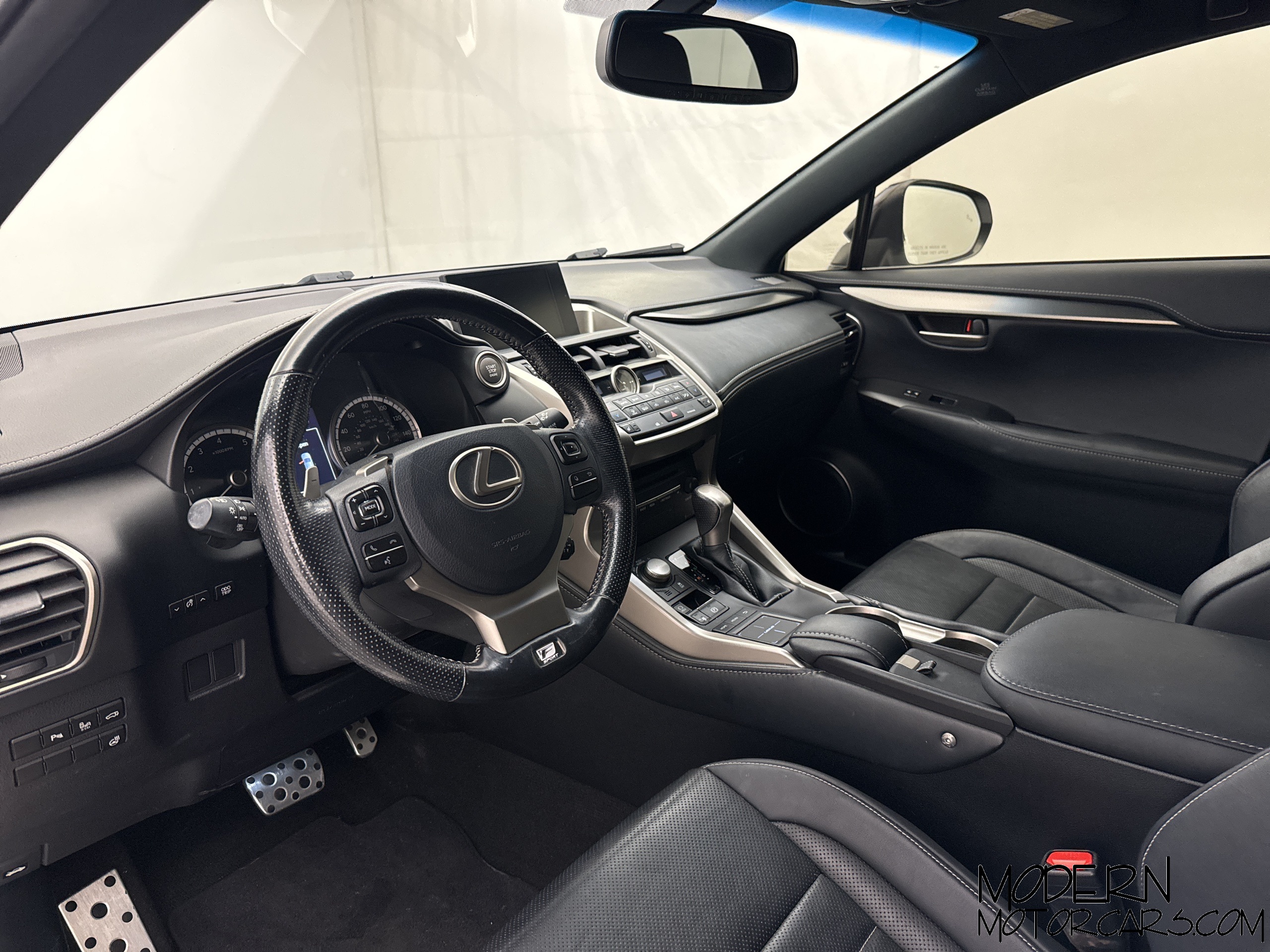 2017 Lexus NX 200t F Sport 9