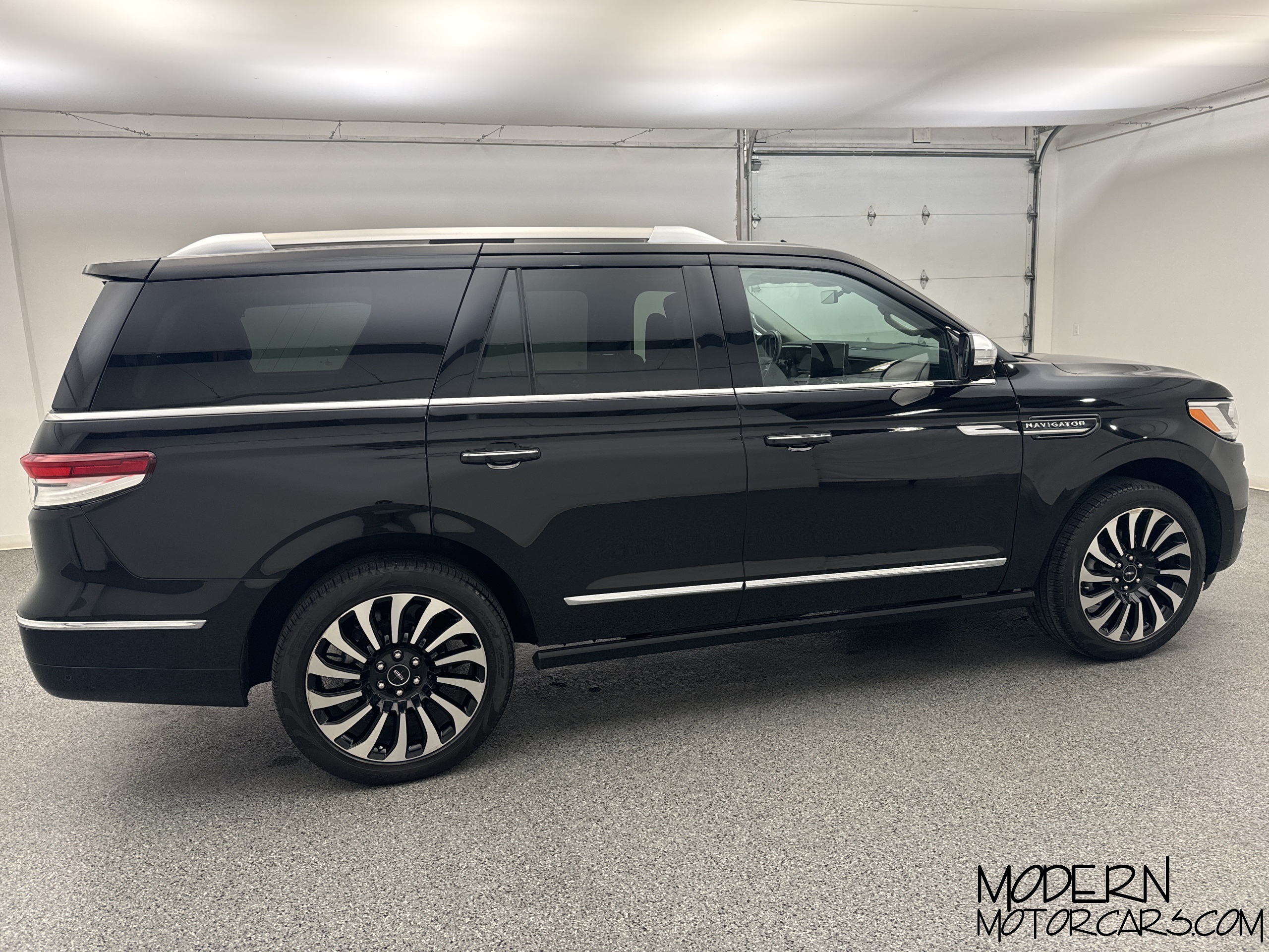 2022 Lincoln Navigator Black Label 6