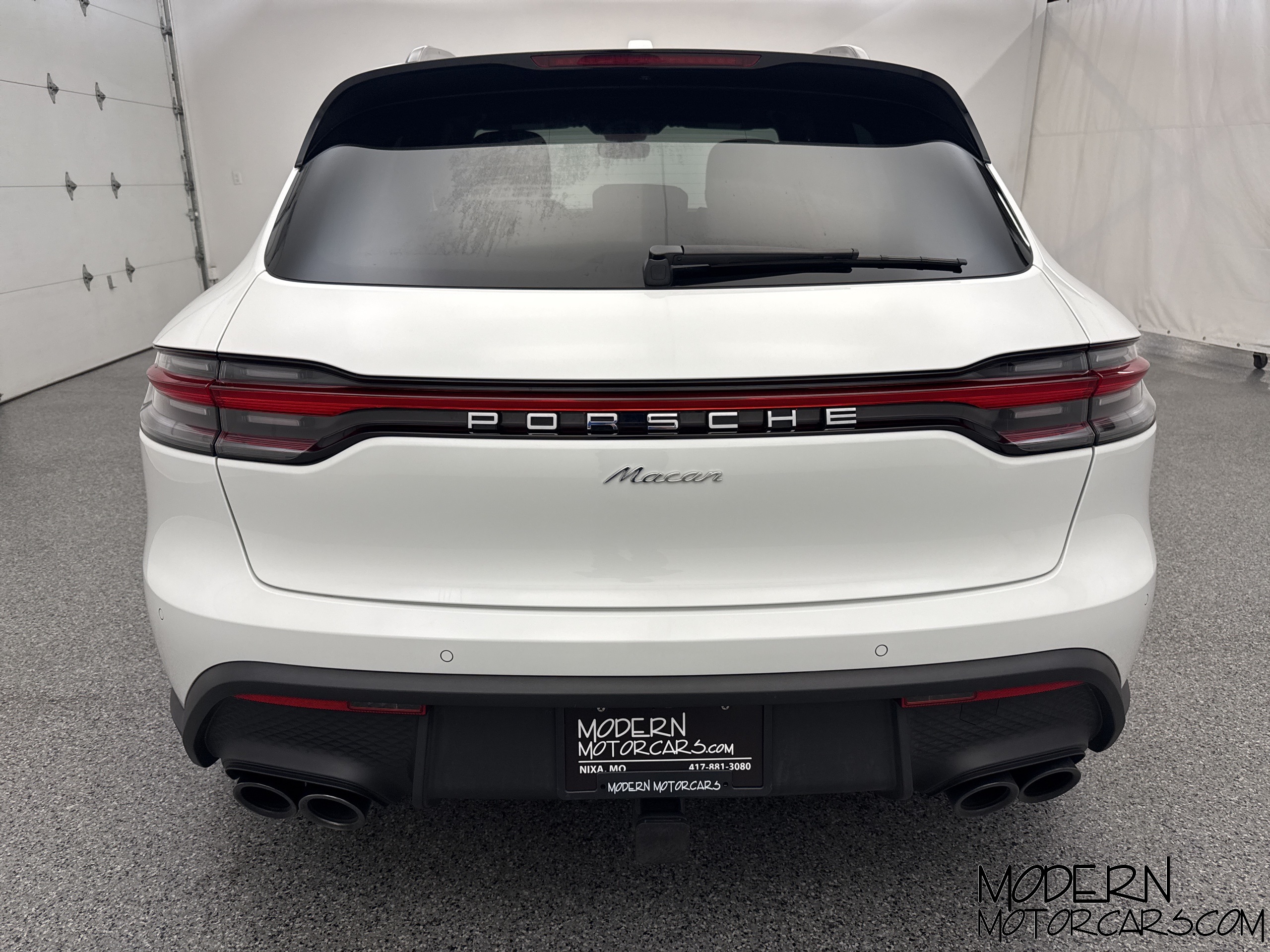 2024 Porsche Macan Base 4