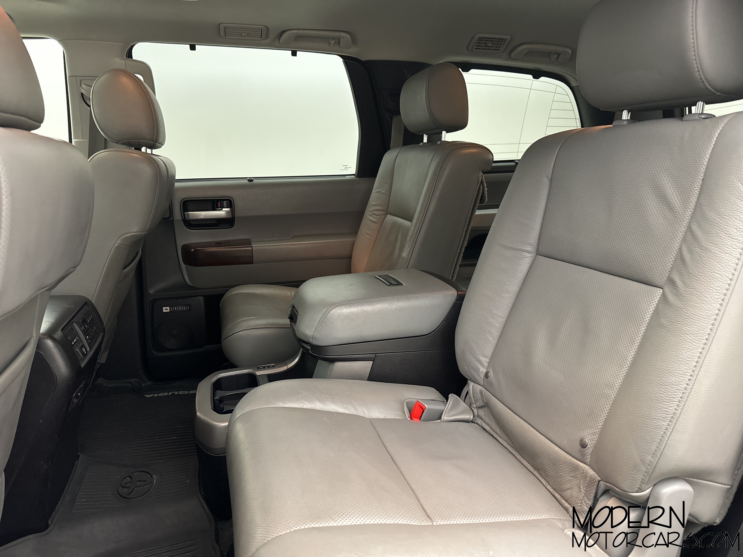 2017 Toyota Sequoia Platinum 13