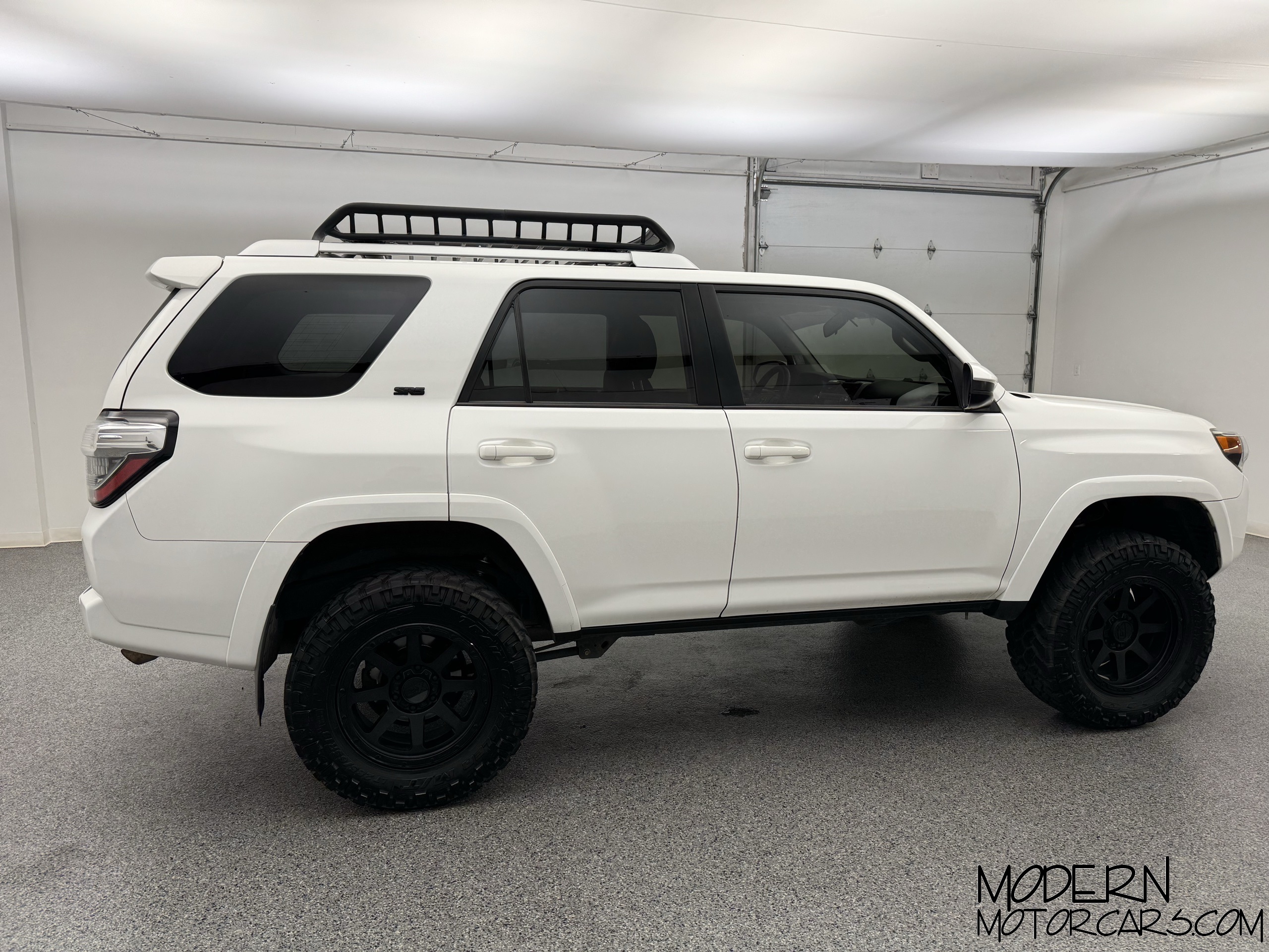 2018 Toyota 4Runner SR5 6