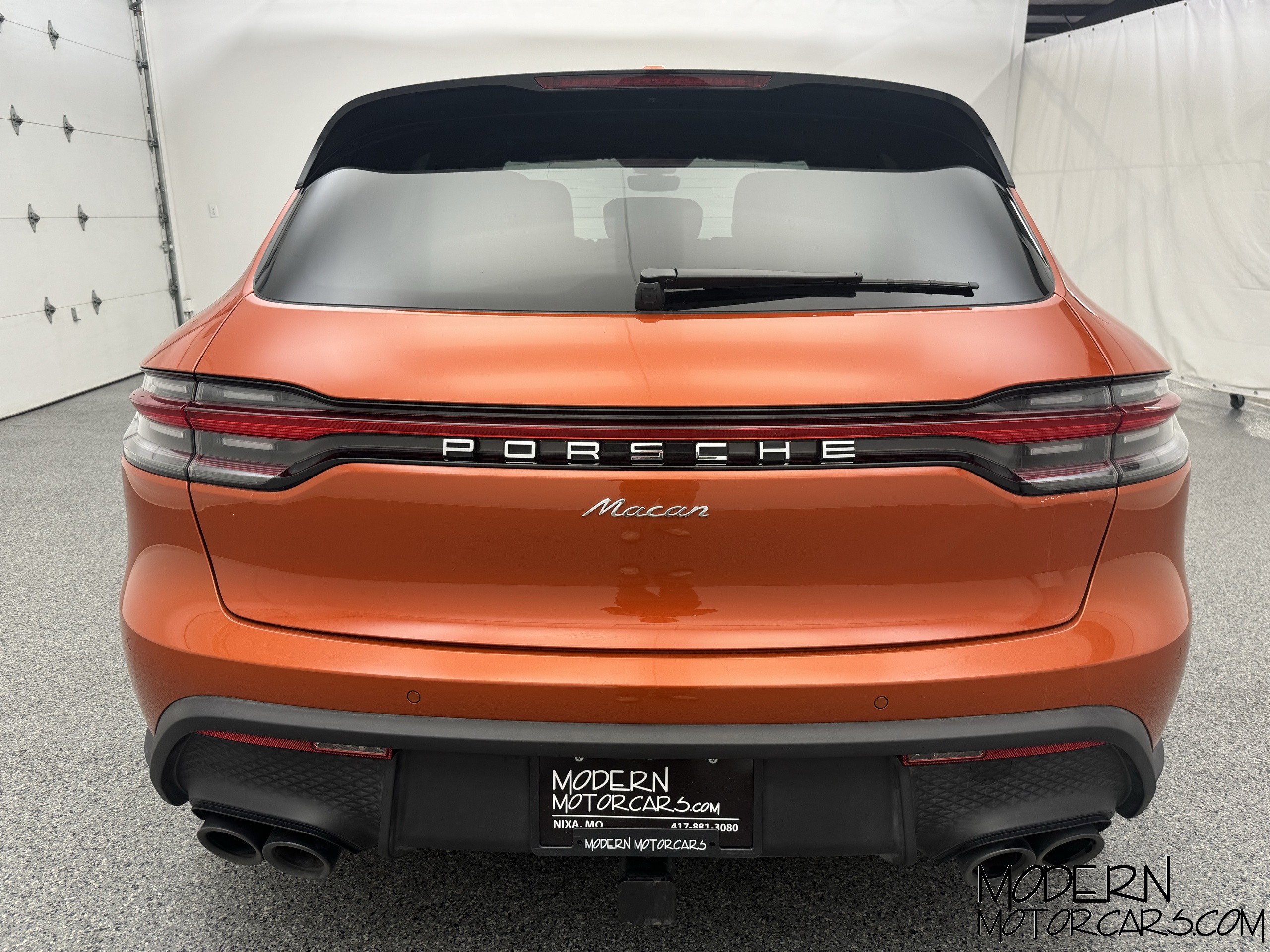 2023 Porsche Macan Base 4