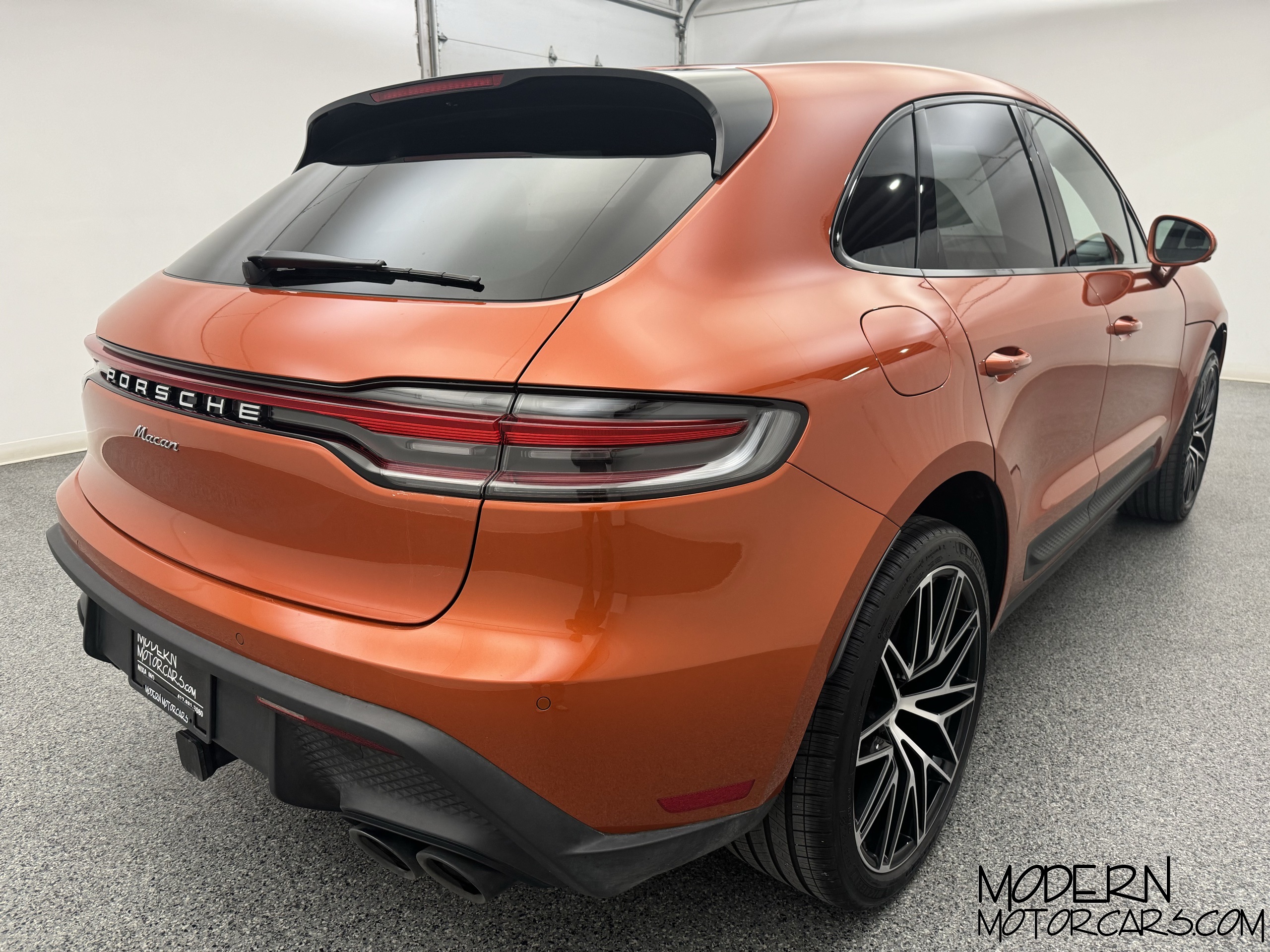 2023 Porsche Macan Base 5