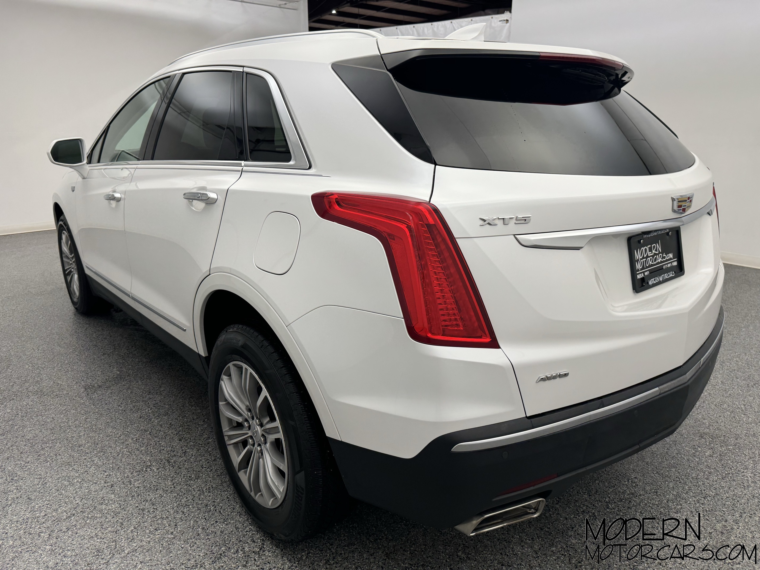 2017 Cadillac XT5 Luxury 3