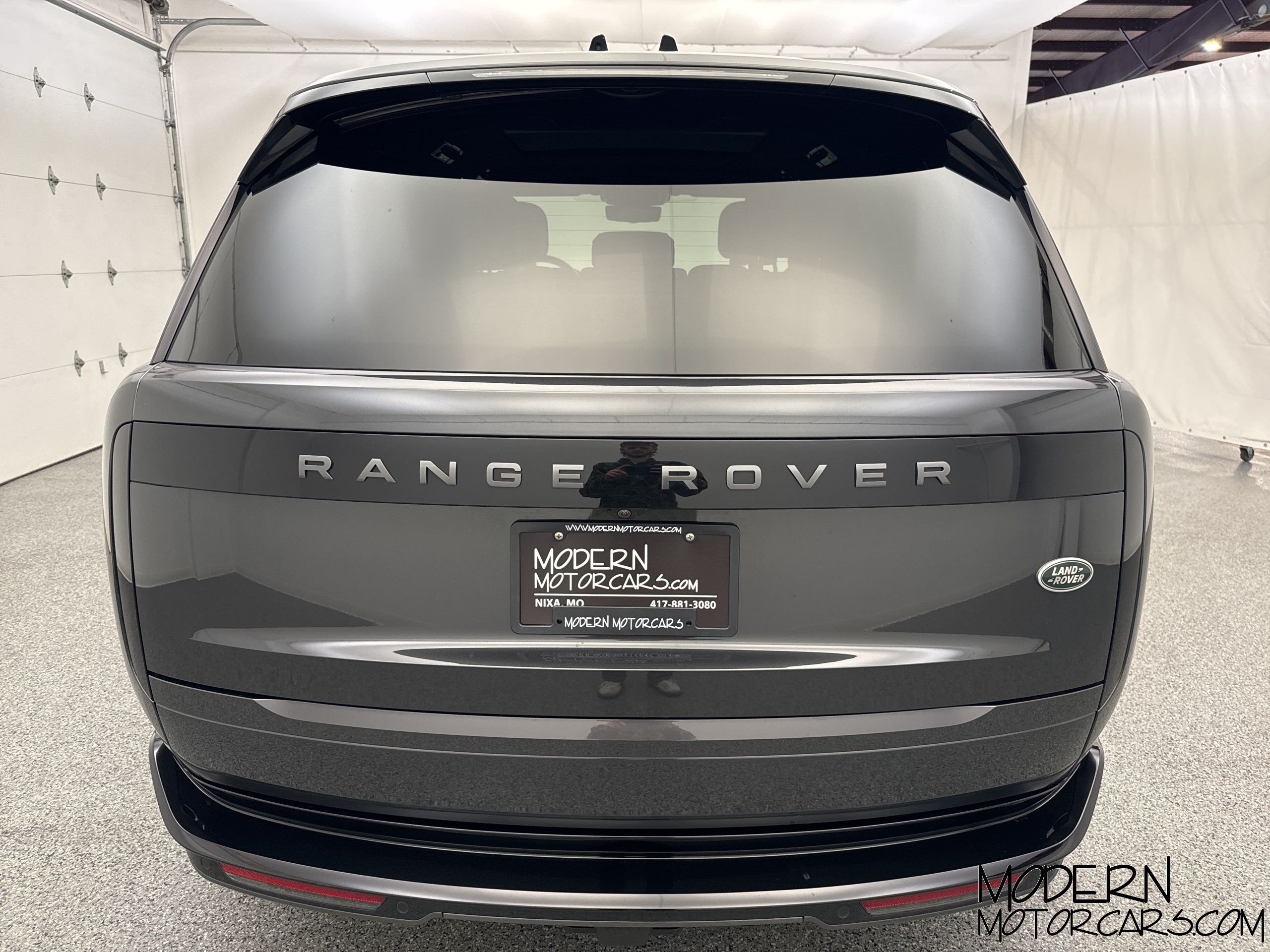 2023 Land Rover Range Rover SE 4