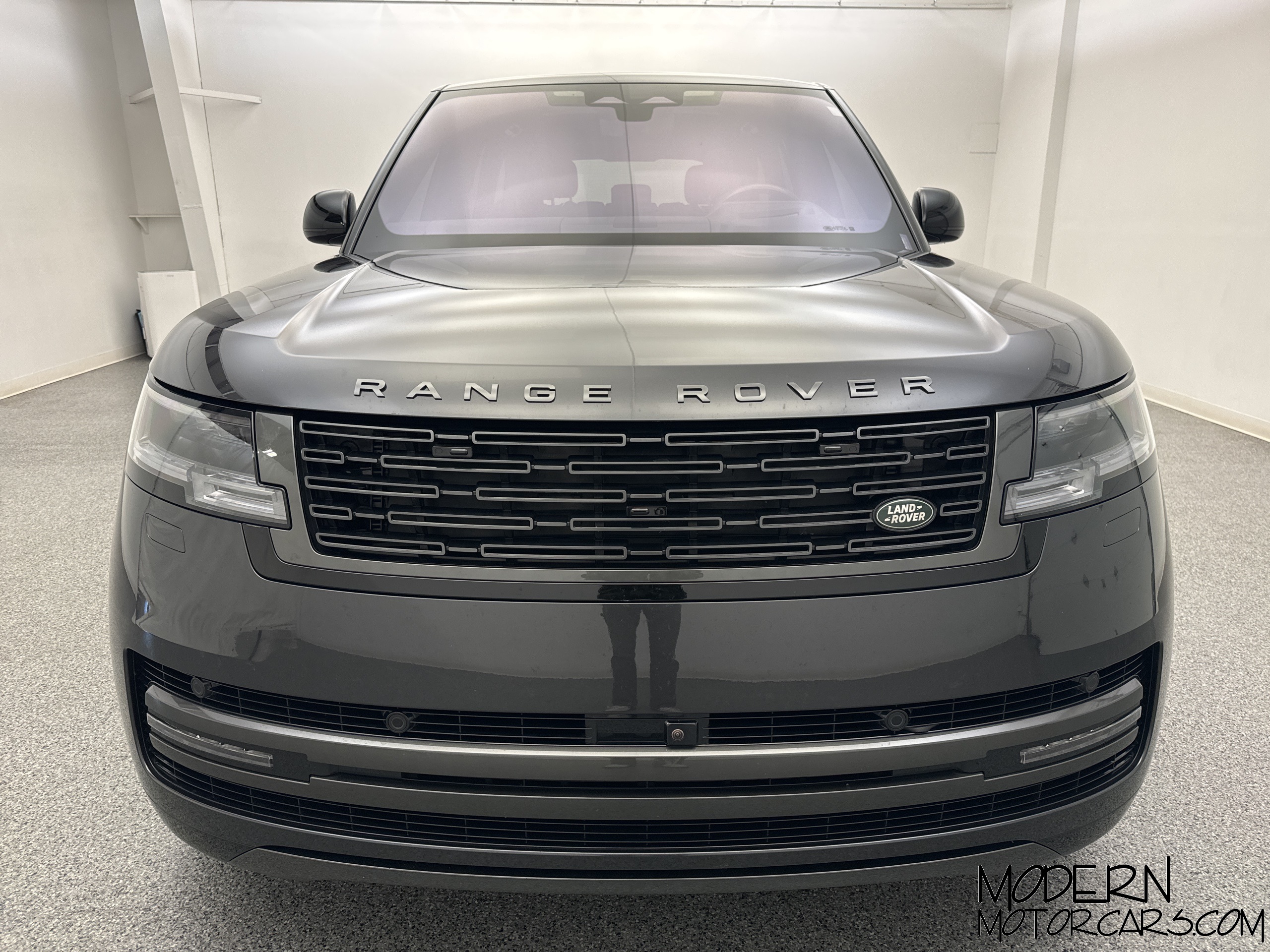 2023 Land Rover Range Rover SE 8