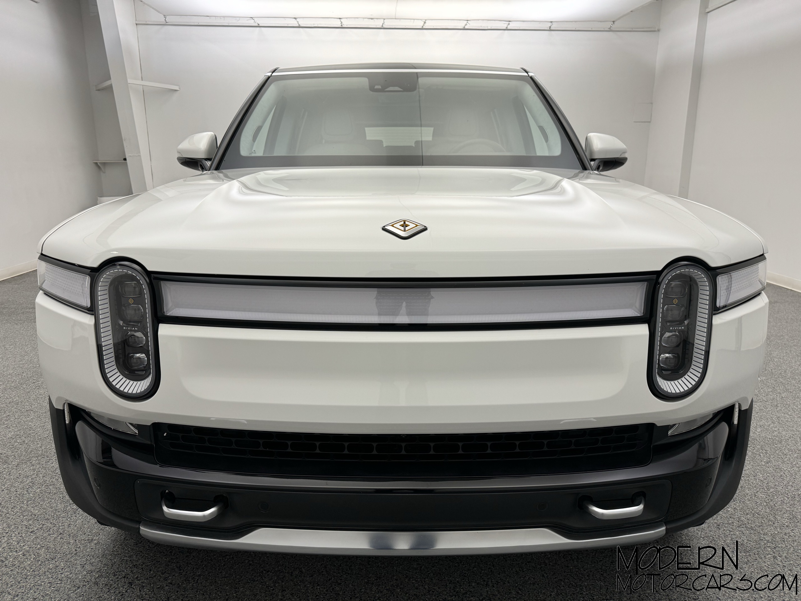 2023 Rivian R1S Adventure 8