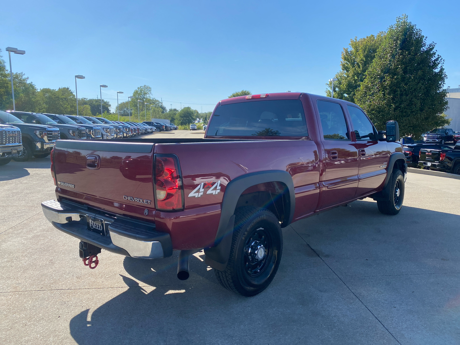 2005 Chevrolet Silverado 2500HD LT Crew Cab 153 WB 4WD 6