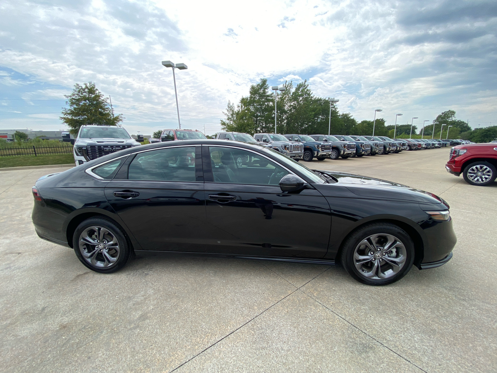 2023 Honda Accord Hybrid EX-L 5