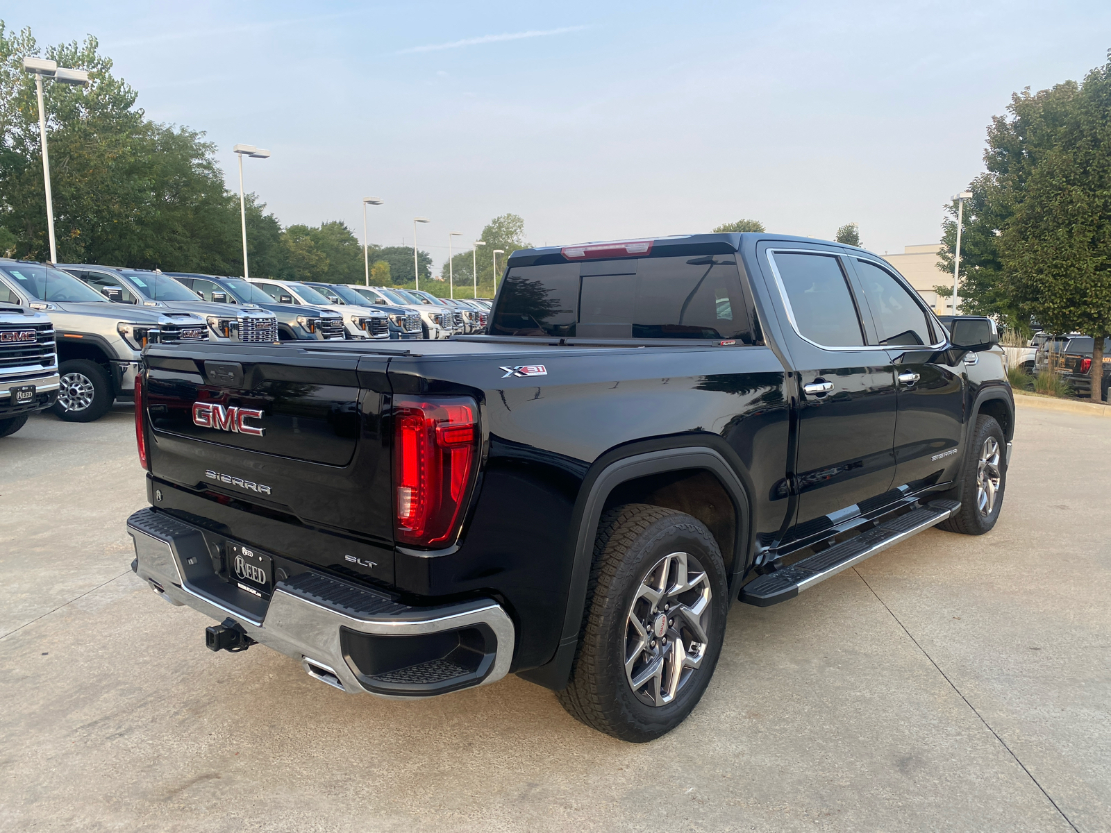 2022 GMC Sierra 1500 SLT 4WD Crew Cab 147 6