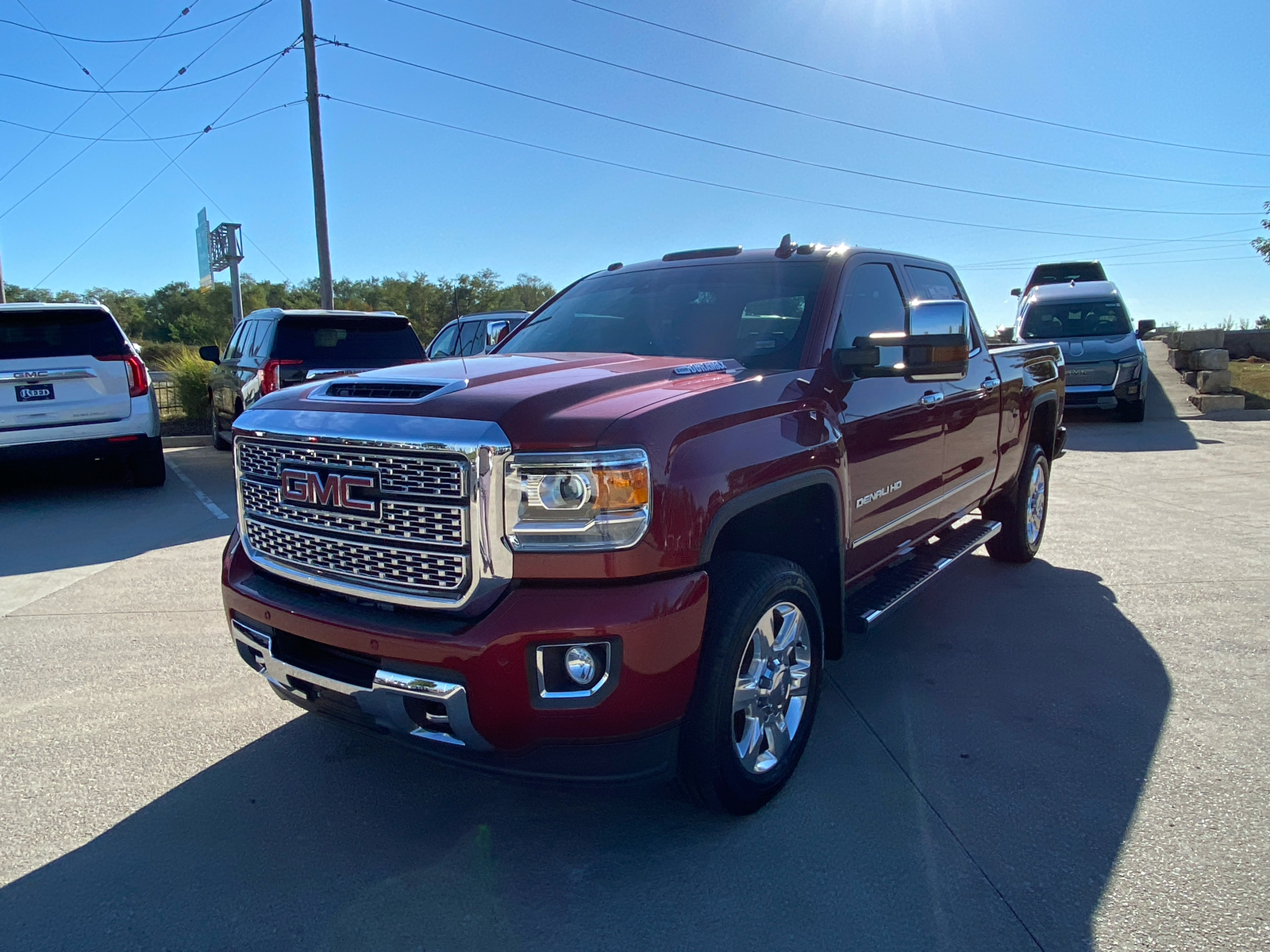 2018 GMC Sierra 2500HD Denali 4WD Crew Cab 153.7 2