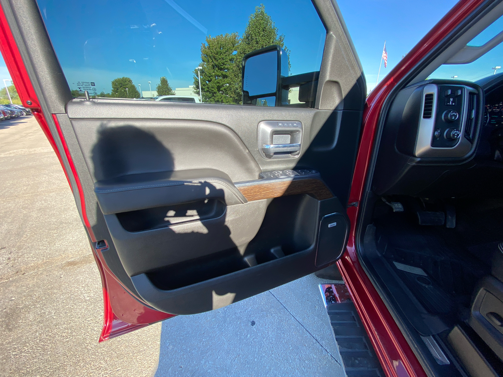 2018 GMC Sierra 2500HD Denali 4WD Crew Cab 153.7 10