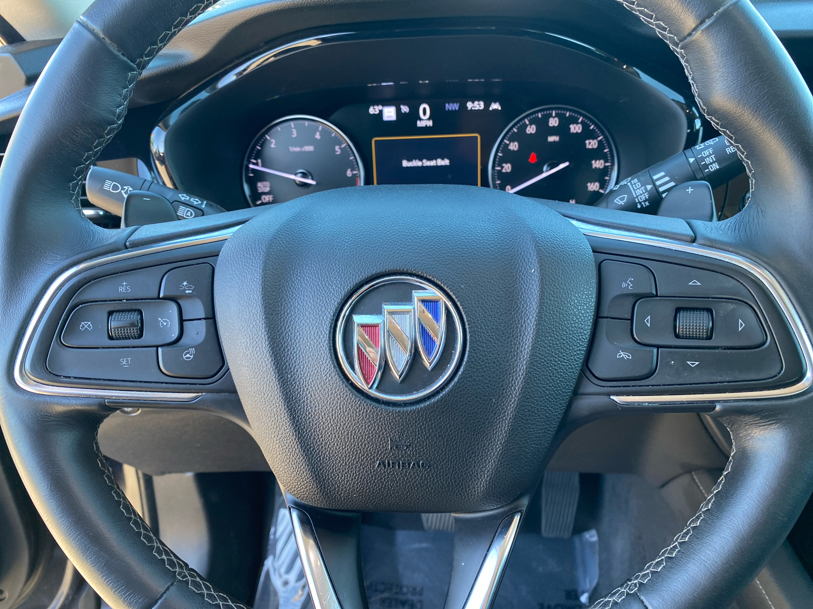 2021 Buick Envision  17