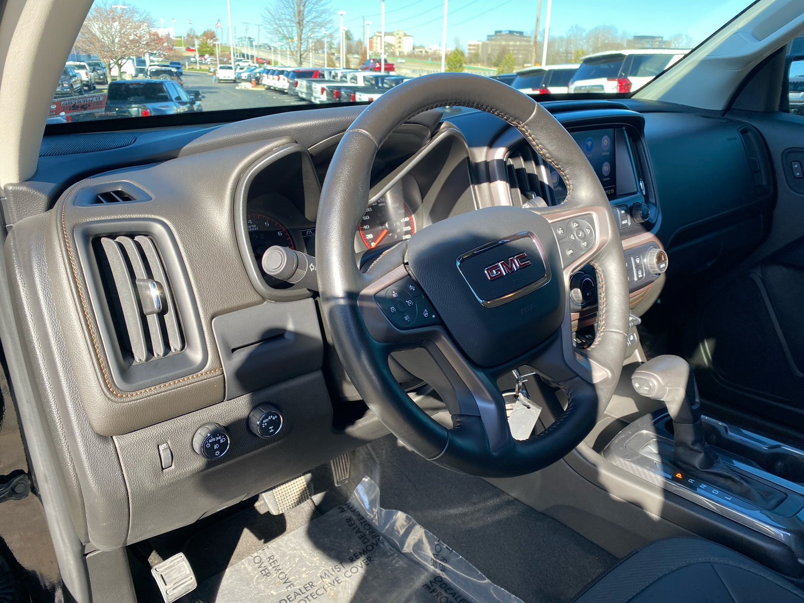 2021 GMC Canyon 4WD AT4 w/Cloth Crew Cab 128 12