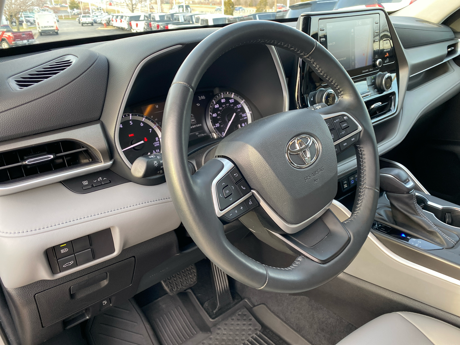 2022 Toyota Highlander XLE 12