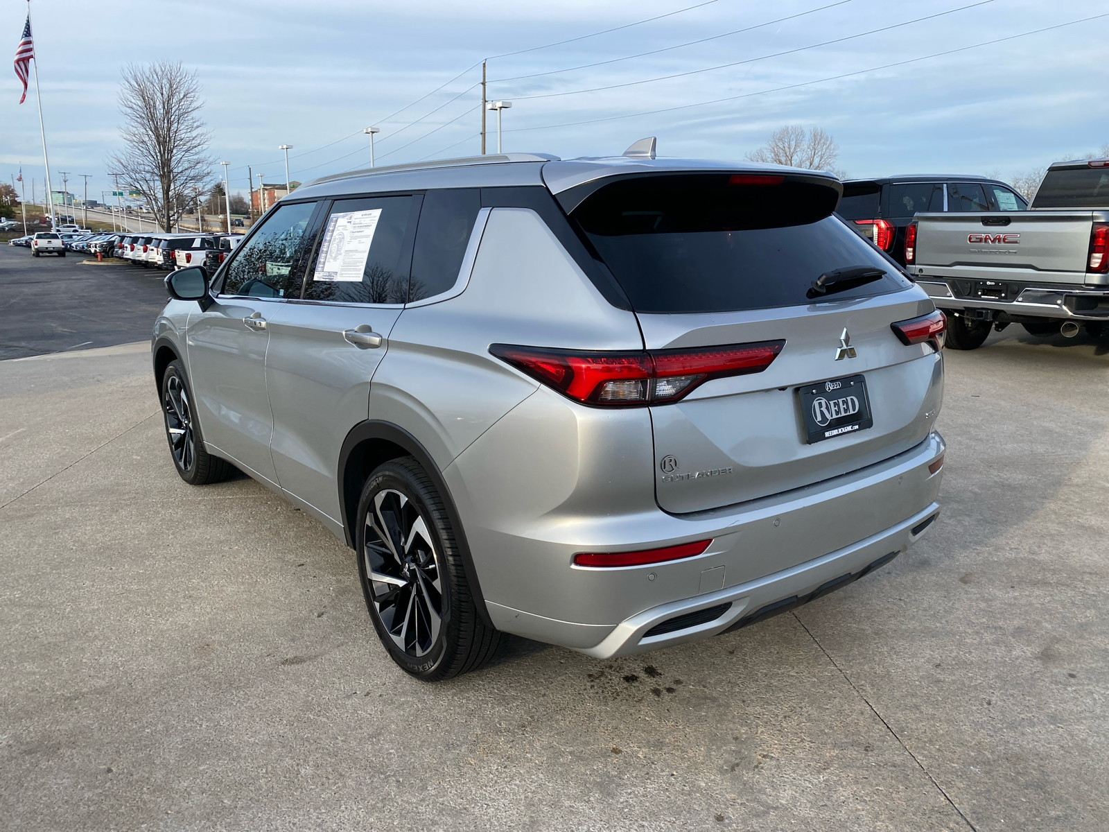 2022 Mitsubishi Outlander SEL 8