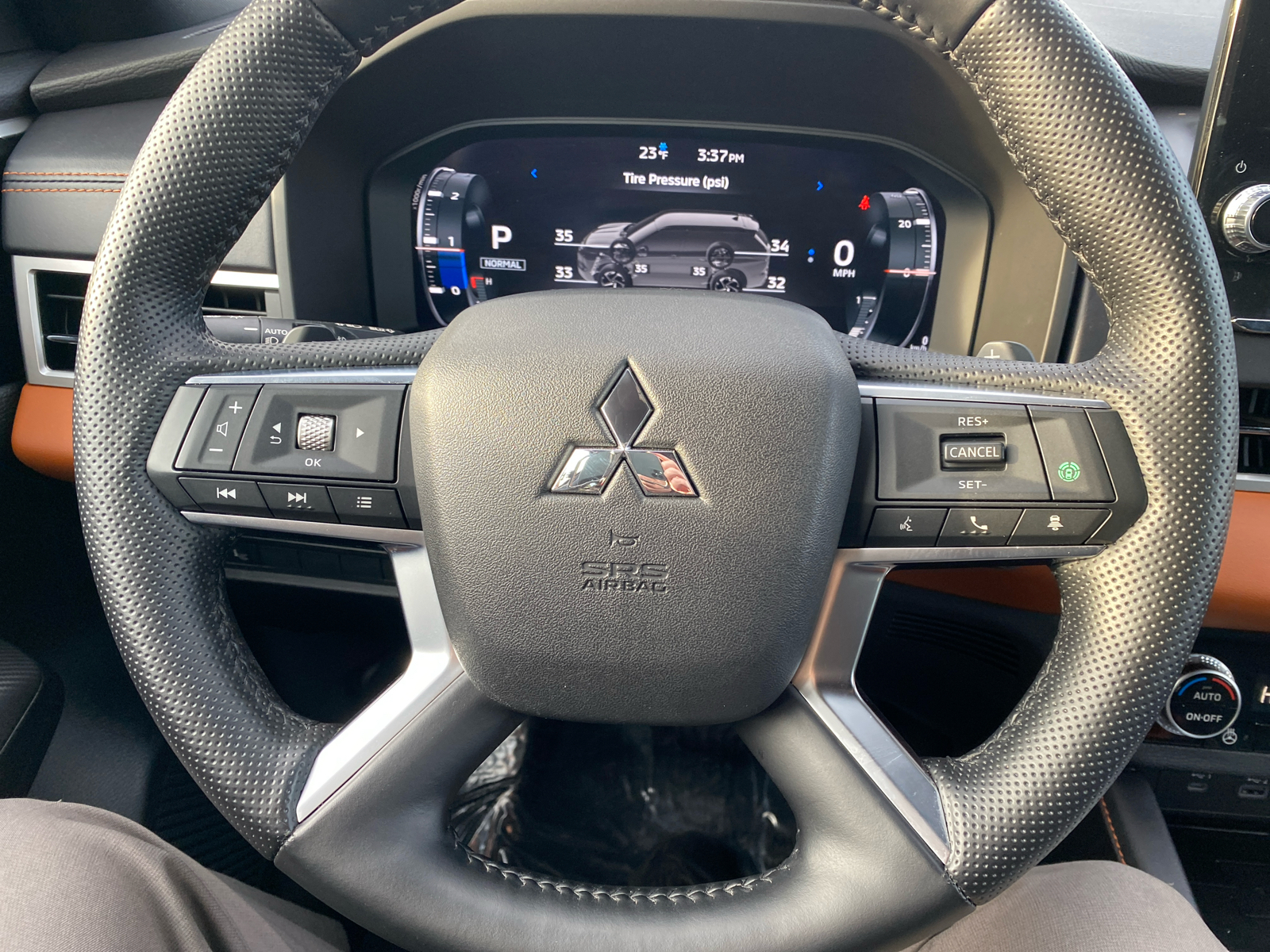 2022 Mitsubishi Outlander SEL 16