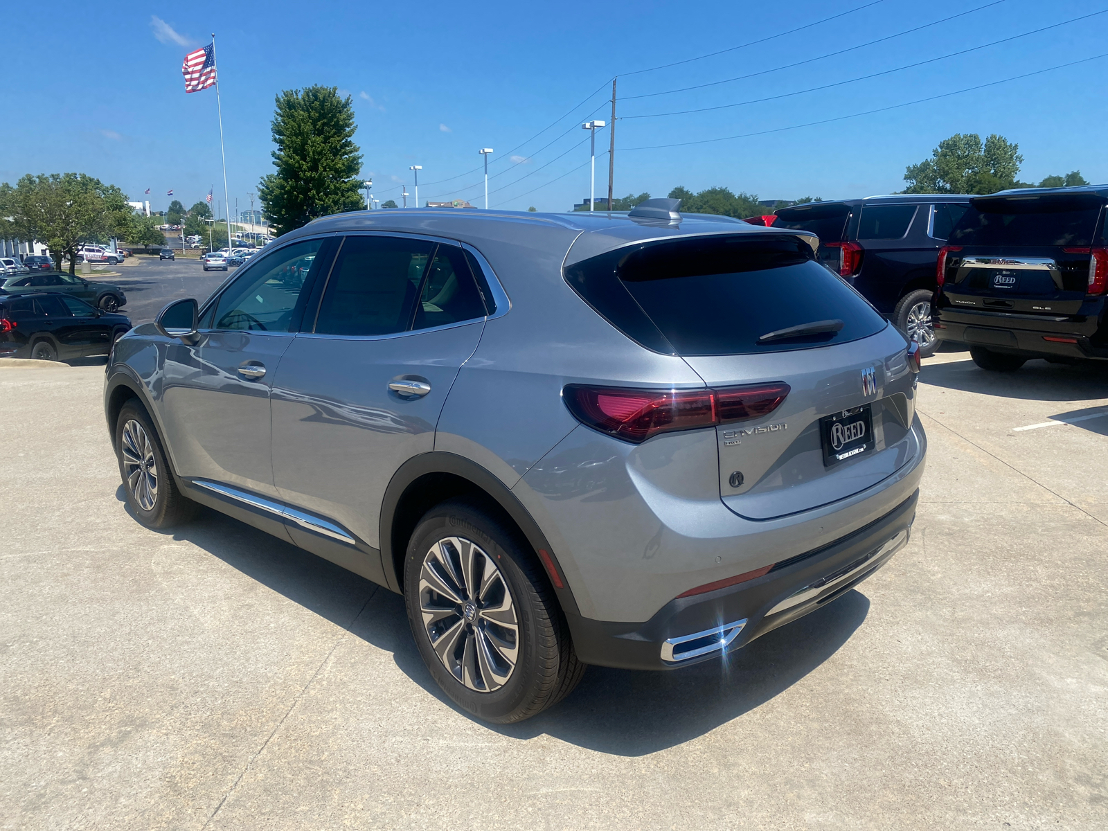 2024 Buick Envision Preferred 8