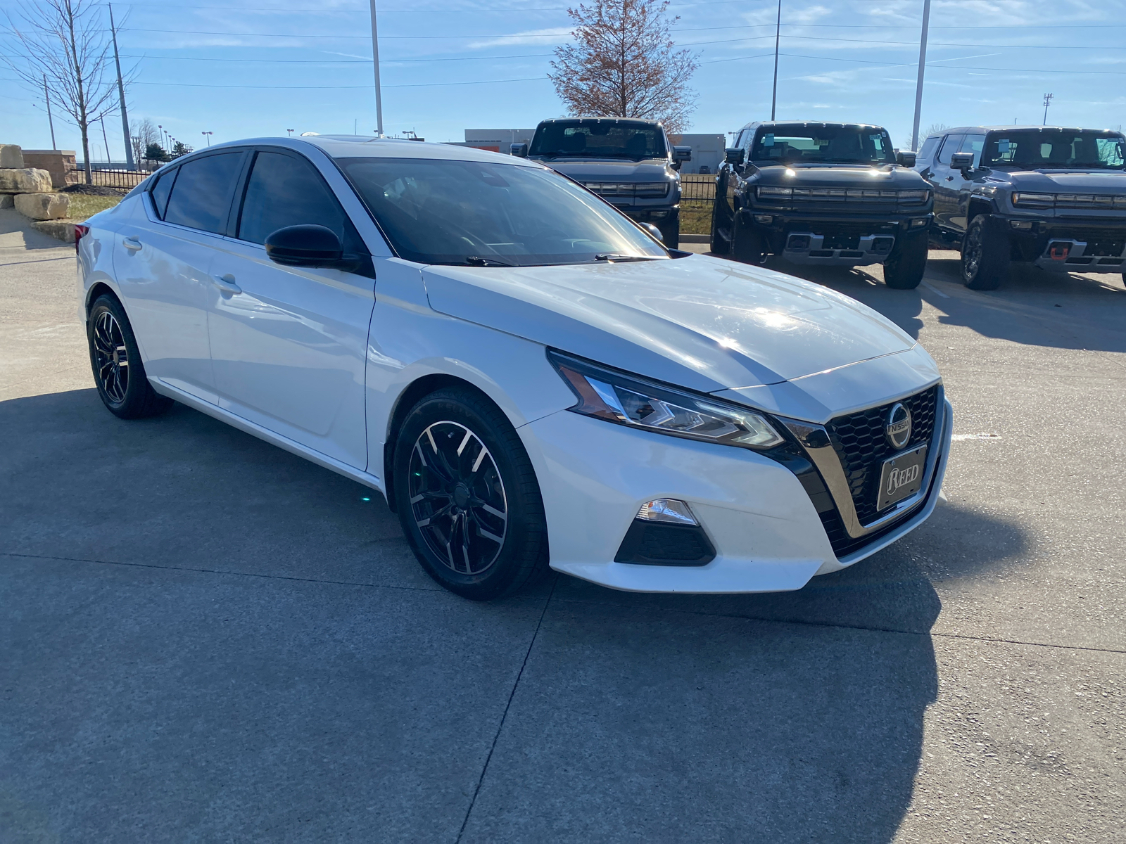 2021 Nissan Altima 2.5 SR 4