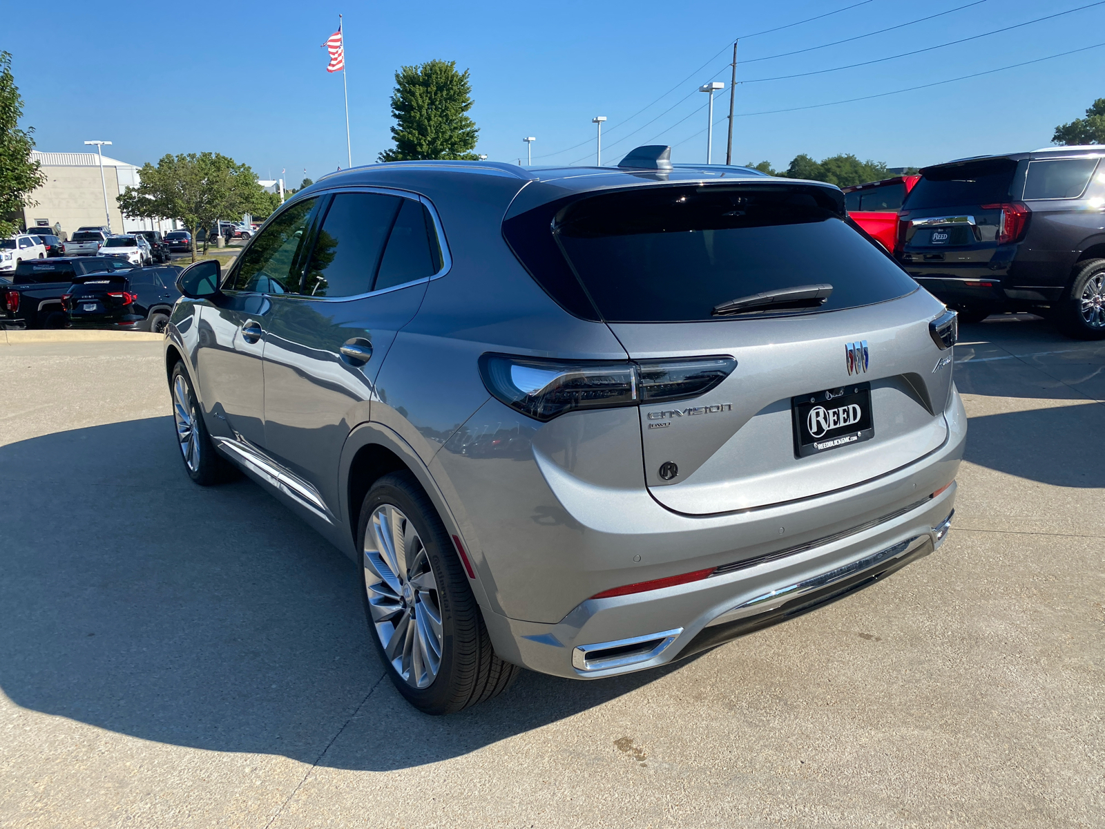 2024 Buick Envision Avenir 8