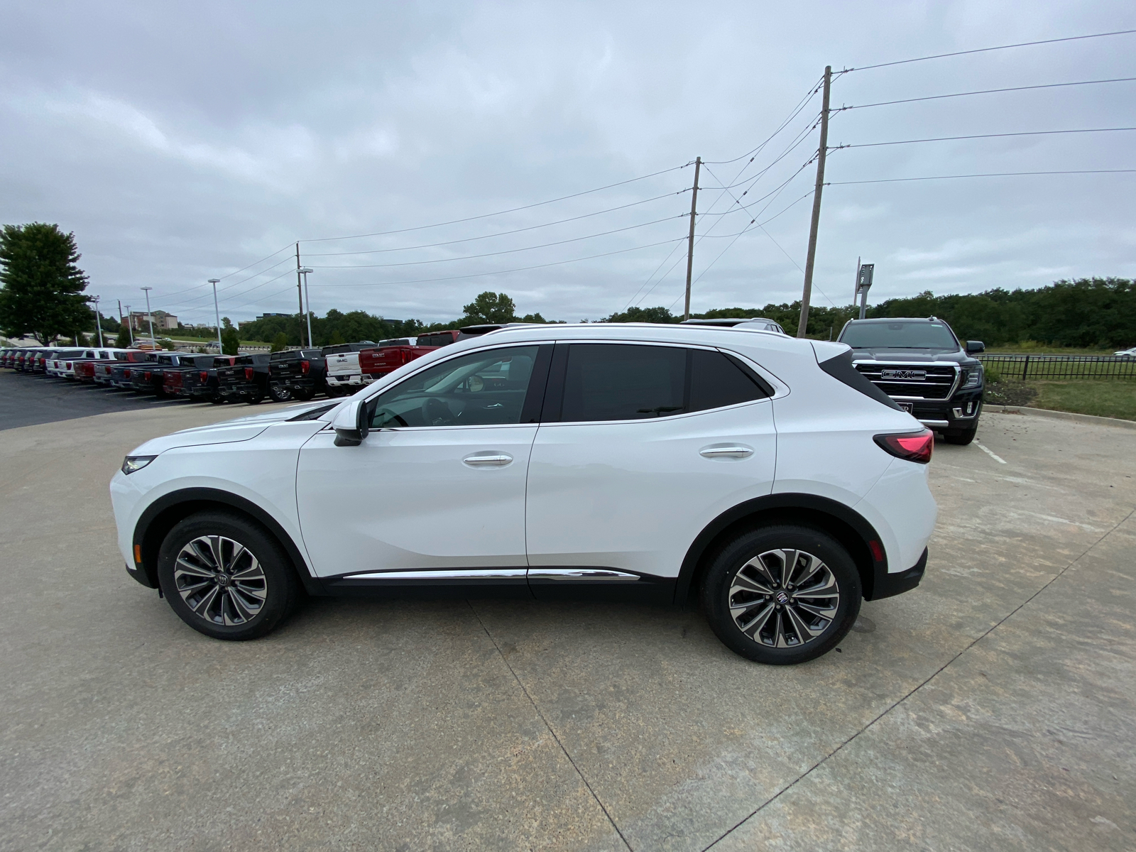 2024 Buick Envision Preferred 9